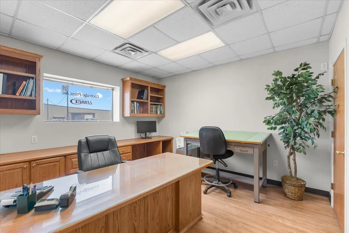 Industrial For Sale in Navarro County , 731 Ferguson Drive, Corsicana, Texas 75110, 0, 0, Garage spaces, 0 Sqft, built in 2002, Preowned, mls#21213169, Real Estate Agent in Corsicana, Homes For Sale in Navarro county, Homes For Sale in Corsicana, Realtor in Corsicana Texas, Real Estate Brokerage Independent Realty Texas, Luminita Cordes Realtor