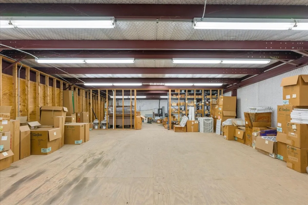 Industrial For Sale in Navarro County , 731 Ferguson Drive, Corsicana, Texas 75110, 0, 0, Garage spaces, 0 Sqft, built in 2002, Preowned, mls#21213169, Real Estate Agent in Corsicana, Homes For Sale in Navarro county, Homes For Sale in Corsicana, Realtor in Corsicana Texas, Real Estate Brokerage Independent Realty Texas, Luminita Cordes Realtor