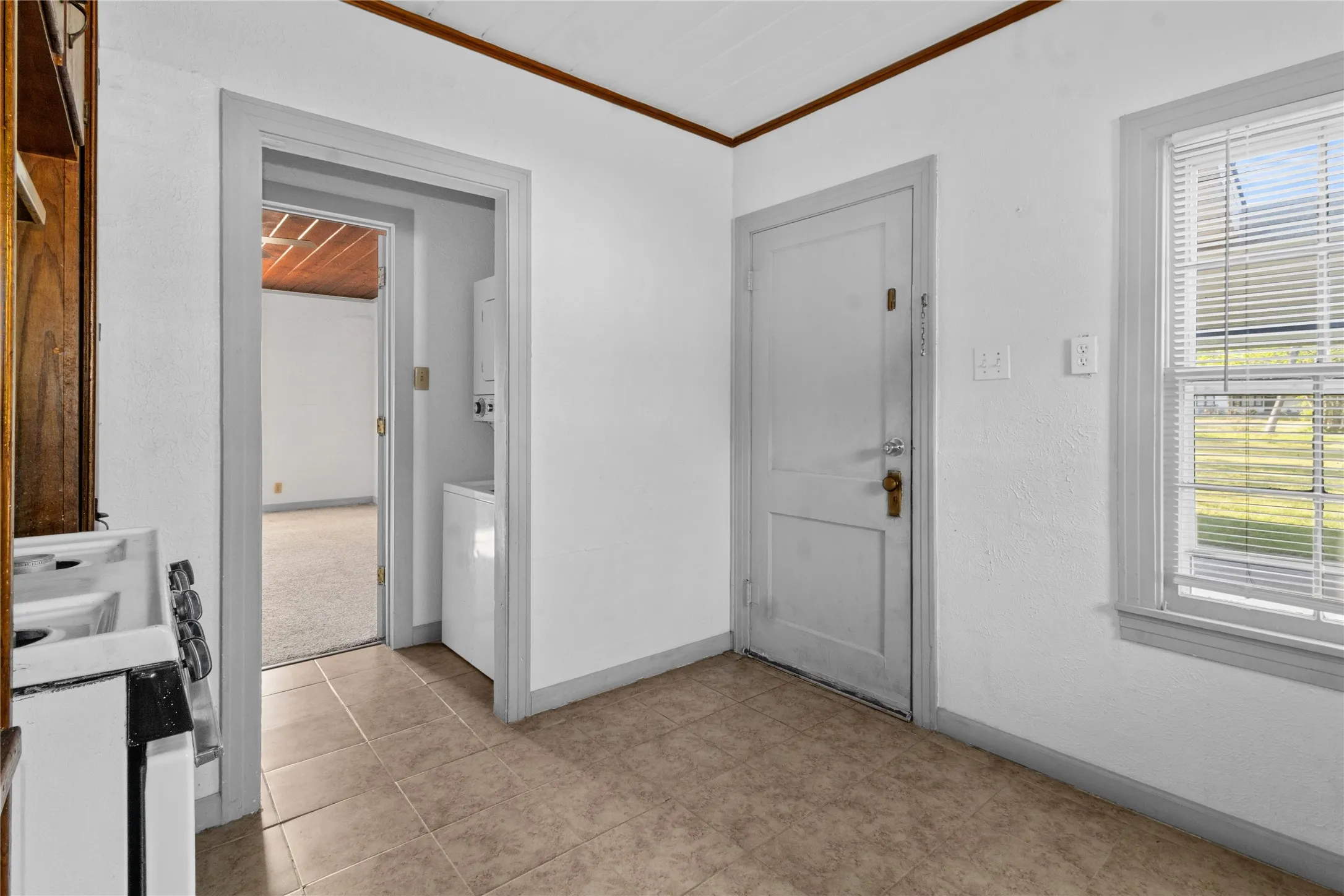 Apartment For Sale in Freestone County , 612 Poplar Street, Teague, Texas 75860, 3 Bedroom, 2 Bathroom, Garage spaces, 1,732 Sqft, built in 1965, mls#21216212, Real Estate Agent in Teague, Homes For Sale in Freestone county, Homes For Sale in Teague, Realtor in Teague Texas, Real Estate Brokerage Independent Realty Texas, Luminita Cordes Realtor