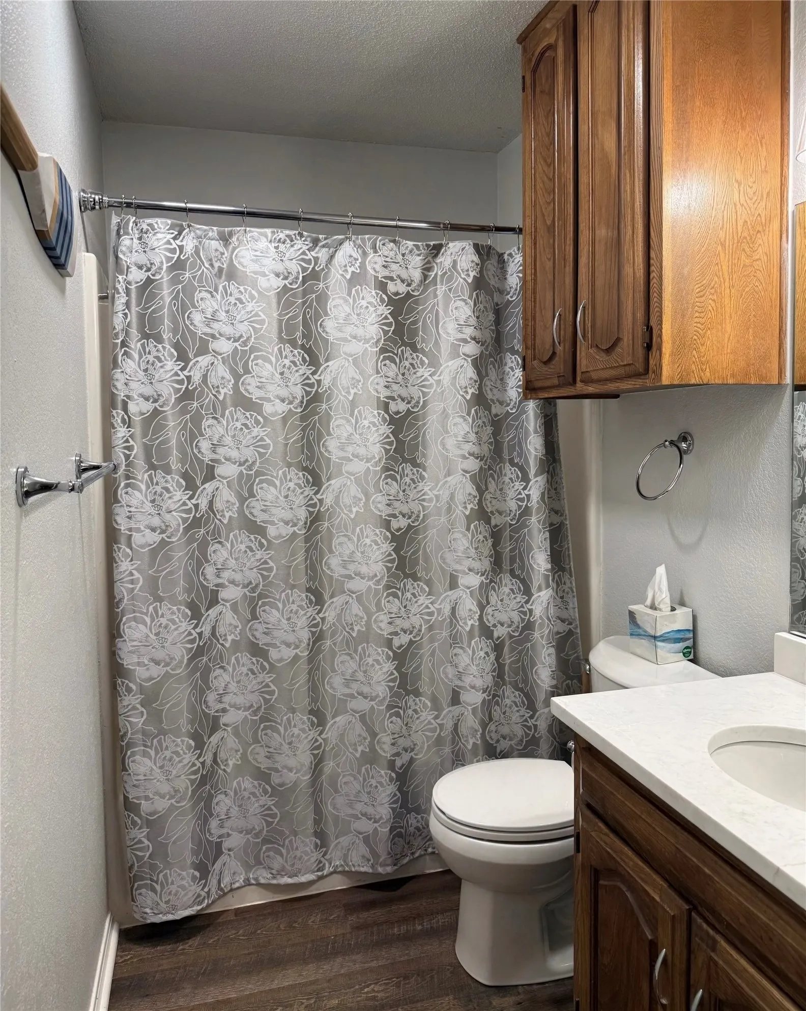 Condominium For Sale in Palo Pinto County , 3033 Hells Gate Loop D204, Strawn, Texas 76475, 2 Bedrooms, 2 Bathrooms, Garage spaces, 1,134 Sqft, built in 1986, Price $280,000, mls#21216221, Real Estate Agent in Strawn, Homes For Sale in Palo Pinto county, Homes For Sale in Strawn, Realtor in Strawn Texas, Real Estate Brokerage Independent Realty Texas, Luminita Cordes Realtor