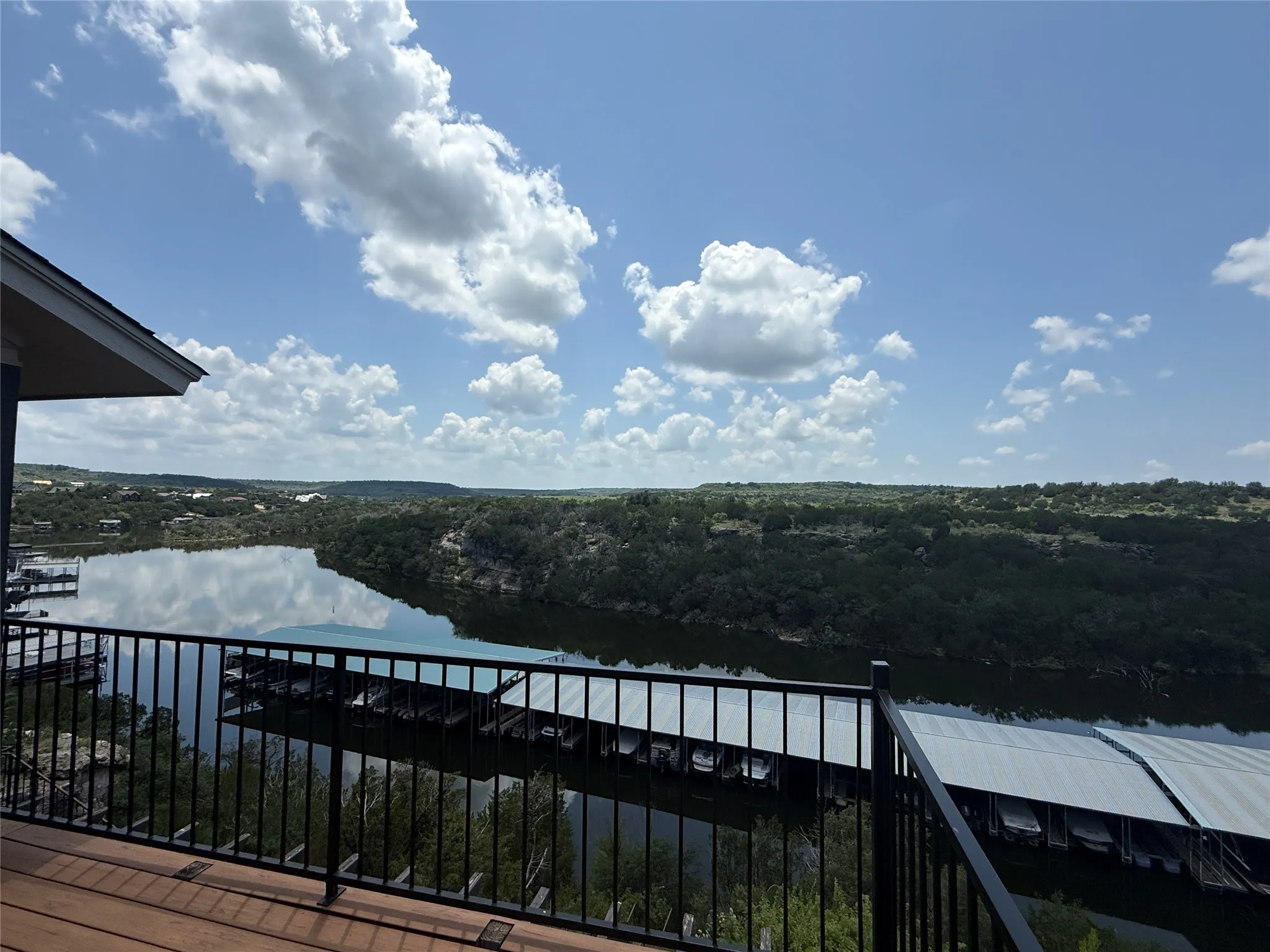 Condominium For Sale in Palo Pinto County , 3033 Hells Gate Loop D204, Strawn, Texas 76475, 2 Bedrooms, 2 Bathrooms, Garage spaces, 1,134 Sqft, built in 1986, Price $280,000, mls#21216221, Real Estate Agent in Strawn, Homes For Sale in Palo Pinto county, Homes For Sale in Strawn, Realtor in Strawn Texas, Real Estate Brokerage Independent Realty Texas, Luminita Cordes Realtor