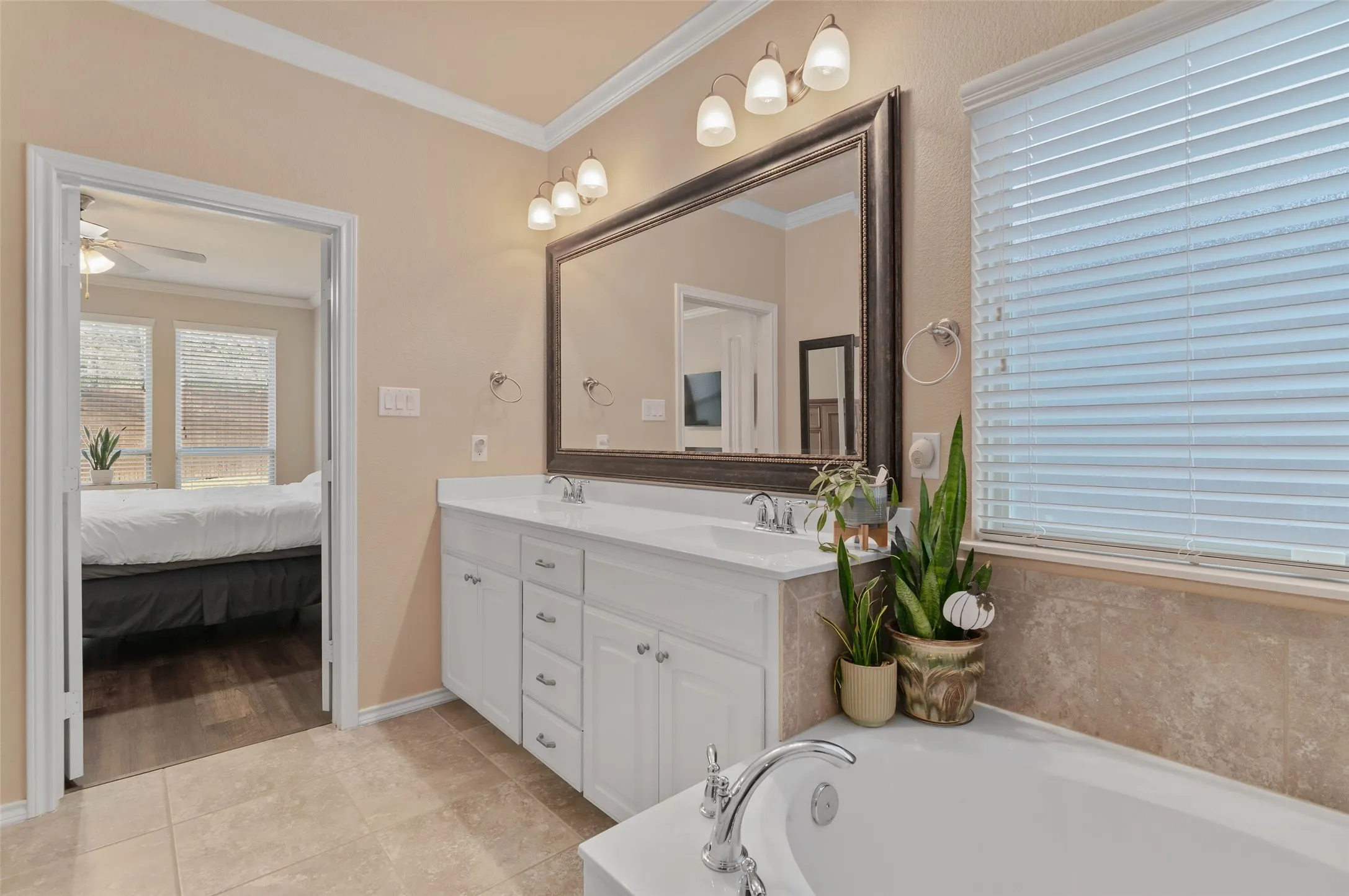 Upstairs bathroom