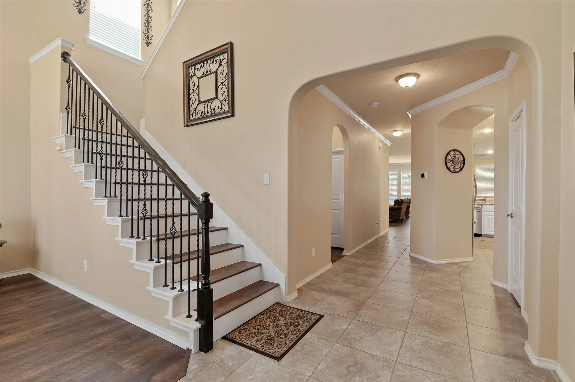 Single Family Residence For Sale in Denton County , 2209 Windhaven Drive, Denton, Texas 76210, 4 Bedroom, 3 Bathroom, 2 Garage spaces, 3,007 Sqft, built in 2015, Preowned, mls#21216054, Real Estate Agent in Denton, Homes For Sale in Denton county, Homes For Sale in Denton, Realtor in Denton Texas, Real Estate Brokerage Independent Realty Texas, Luminita Cordes Realtor