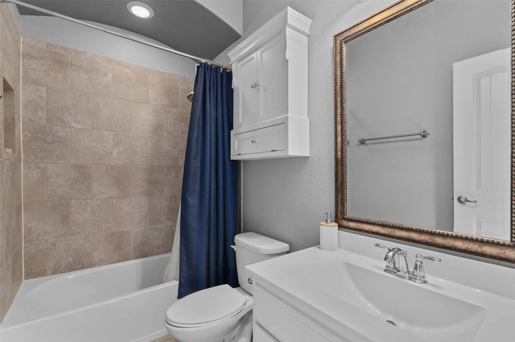 Upstairs bathroom