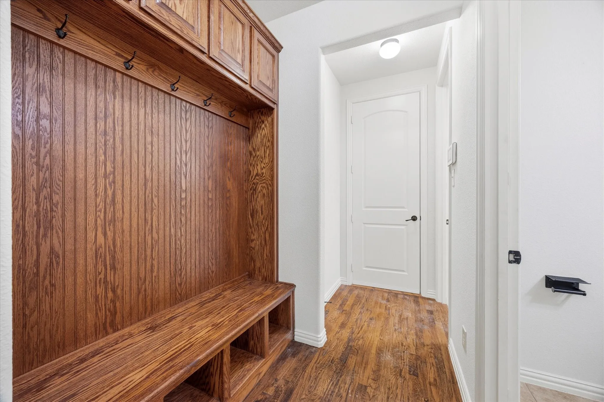 Single Family Residence For Sale in Rockwall County , 201 Chatfield Drive, Rockwall, Texas 75087, 4 Bedroom, 4 Bathroom, 2 Garage spaces, 3,145 Sqft, built in 2011, mls#21215147, Real Estate Agent in Rockwall, Homes For Sale in Rockwall county, Homes For Sale in Rockwall, Realtor in Rockwall Texas, Real Estate Brokerage Independent Realty Texas, Luminita Cordes Realtor