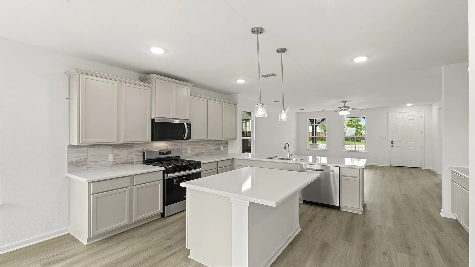 12. 3210 Summerland - Kitchen (3)