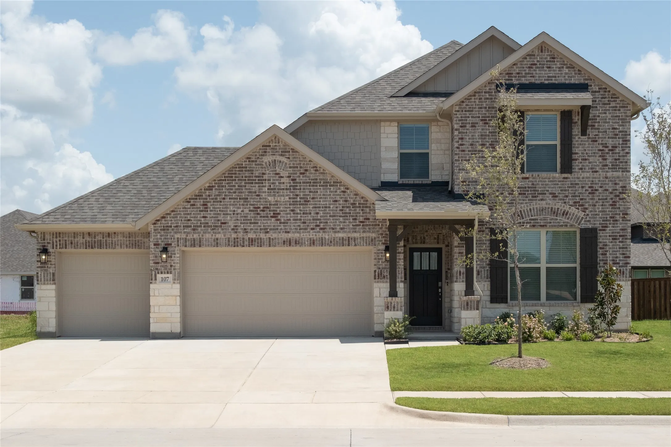 Single Family Residence For Sale in Kaufman County , 107 Memorial Drive, Forney, Texas 75126, 4 Bedroom, 3 Bathroom, 2 Garage spaces, 2,774 Sqft, built in 2026, New Construction - Complete, mls#21216378, Real Estate Agent in Forney, Homes For Sale in Kaufman county, Homes For Sale in Forney, Realtor in Forney Texas, Real Estate Brokerage Independent Realty Texas, Luminita Cordes Realtor
