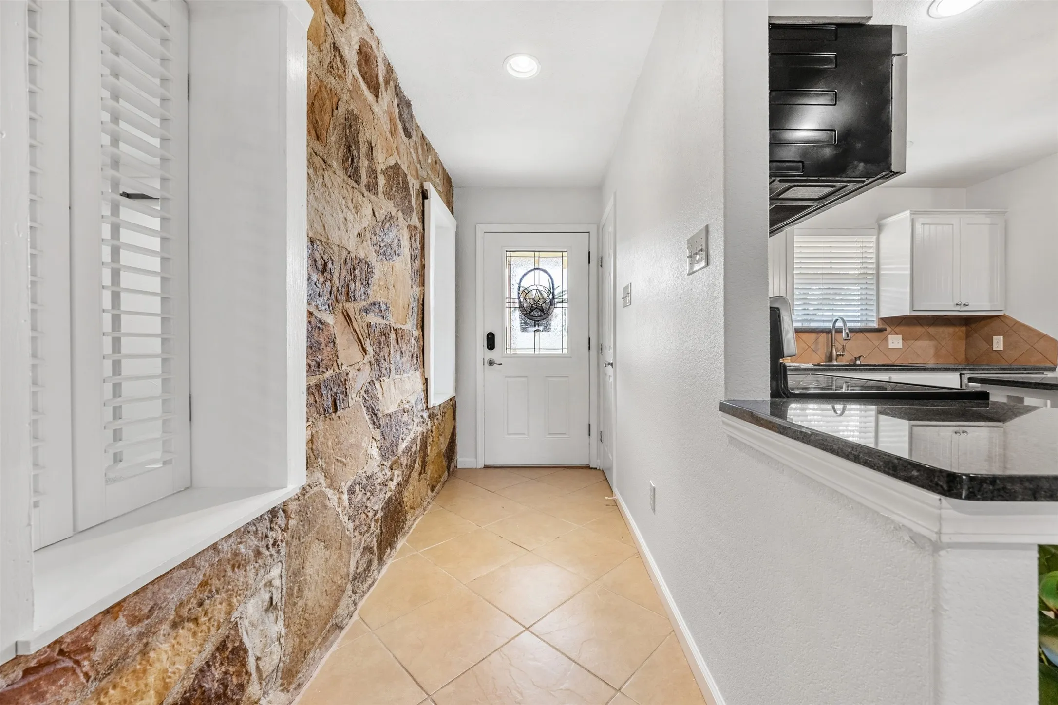 Single Family Residence For Sale in San Saba County , 6500 CR 310, San Saba, Texas 76877, 4 Bedroom, 4 Bathroom, Garage spaces, 2,400 Sqft, built in 2010, mls#21216402, Real Estate Agent in San Saba, Homes For Sale in San Saba county, Homes For Sale in San Saba, Realtor in San Saba Texas, Real Estate Brokerage Independent Realty Texas, Luminita Cordes Realtor