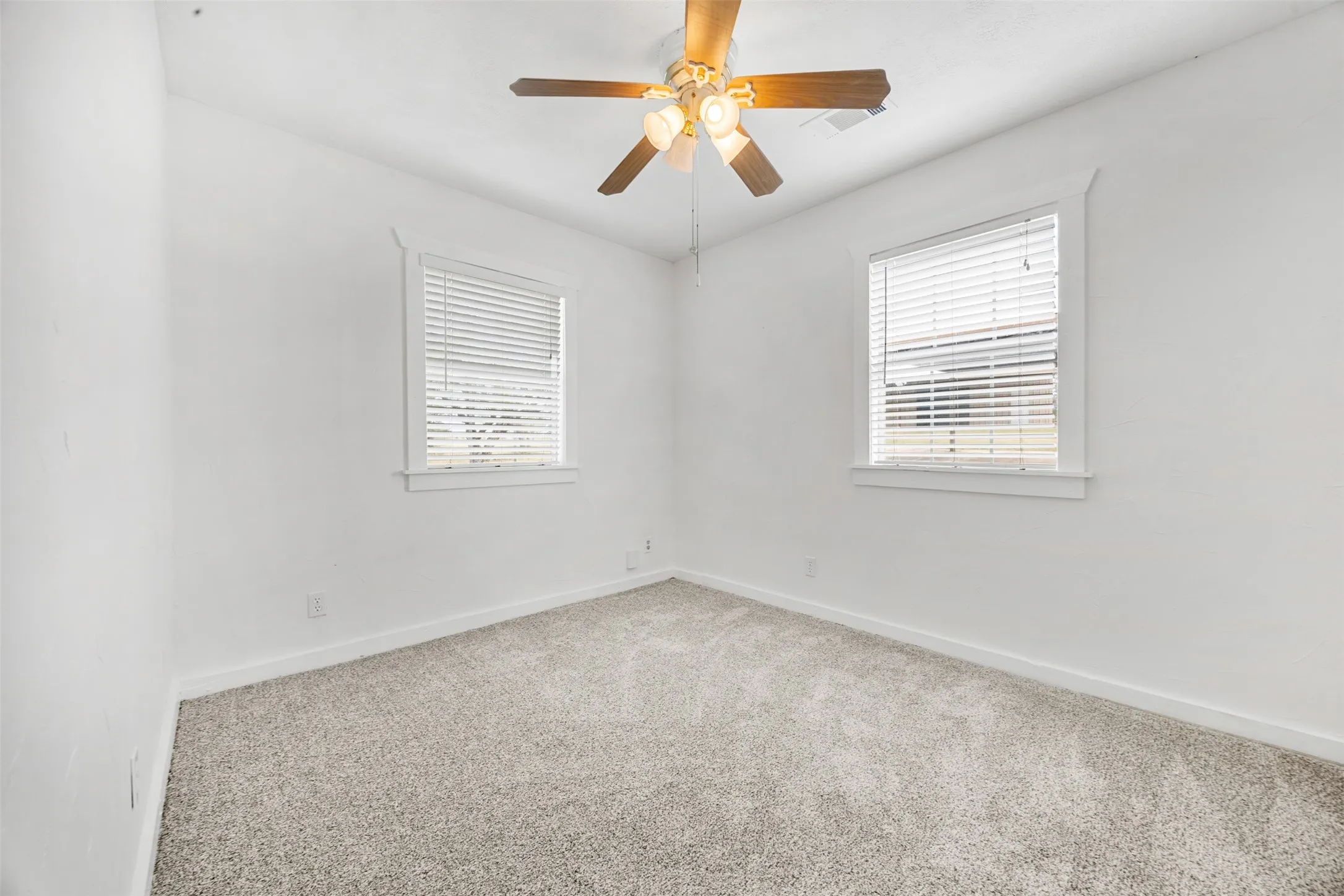 Single Family Residence For Sale in San Saba County , 6500 CR 310, San Saba, Texas 76877, 4 Bedroom, 4 Bathroom, Garage spaces, 2,400 Sqft, built in 2010, mls#21216402, Real Estate Agent in San Saba, Homes For Sale in San Saba county, Homes For Sale in San Saba, Realtor in San Saba Texas, Real Estate Brokerage Independent Realty Texas, Luminita Cordes Realtor