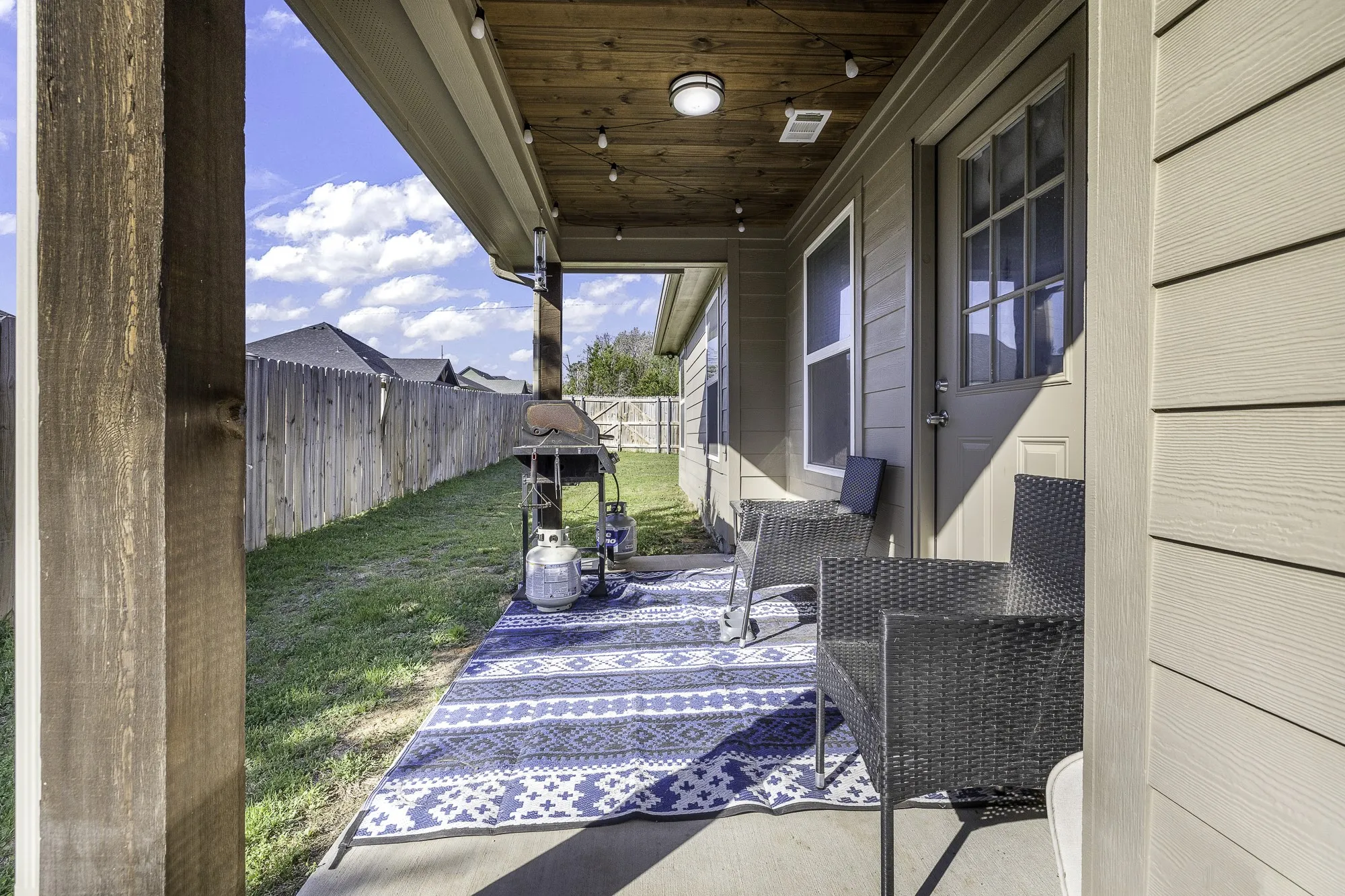 Single Family Residence For Sale in Hood County , 2601 Austin Drive, Granbury, Texas 76048, 3 Bedroom, 4 Bathroom, 1 Garage spaces, 1,882 Sqft, built in 2021, mls#21213315, Real Estate Agent in Granbury, Homes For Sale in Hood county, Homes For Sale in Granbury, Realtor in Granbury Texas, Real Estate Brokerage Independent Realty Texas, Luminita Cordes Realtor