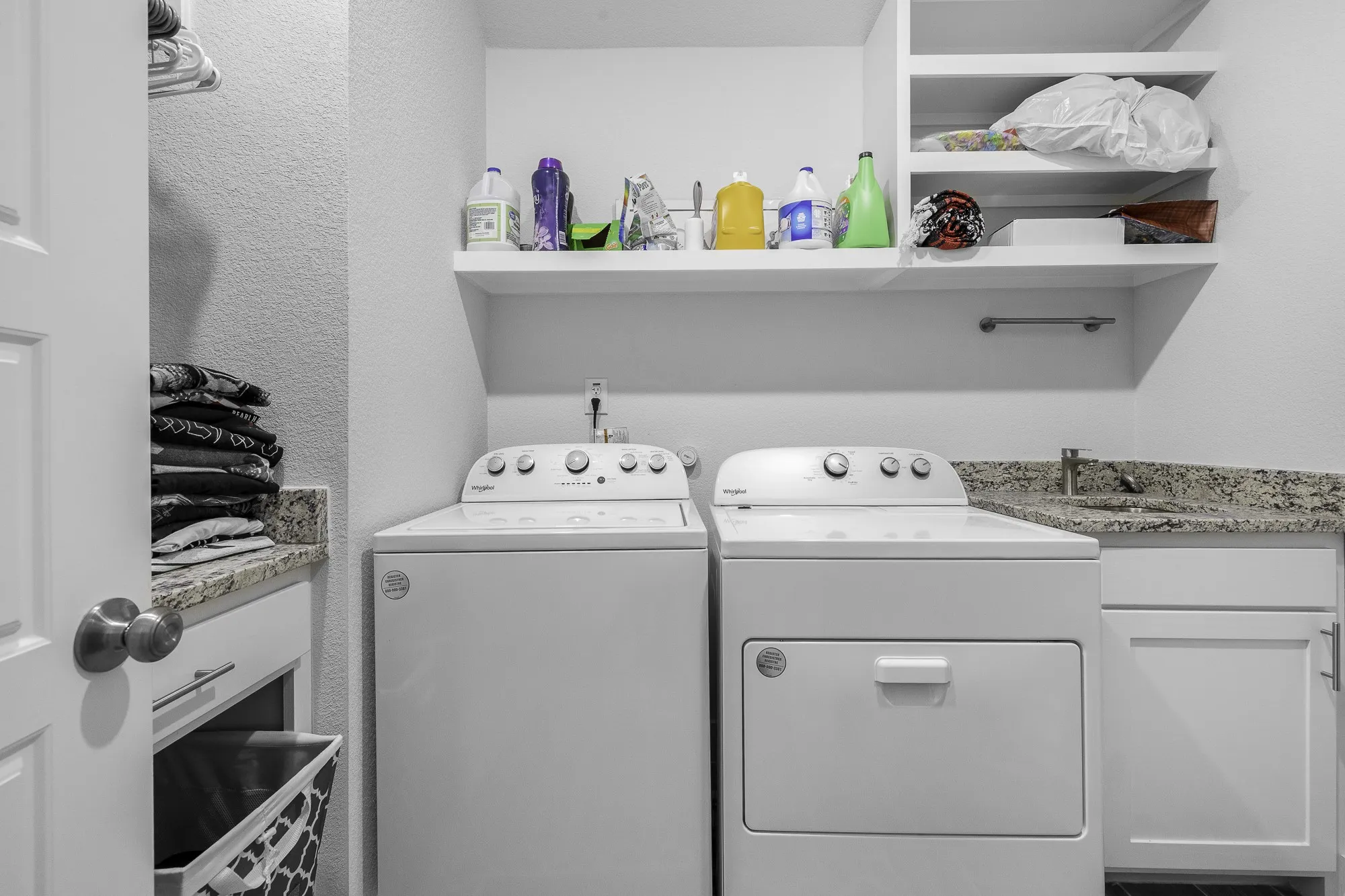 Single Family Residence For Sale in Hood County , 2601 Austin Drive, Granbury, Texas 76048, 3 Bedroom, 4 Bathroom, 1 Garage spaces, 1,882 Sqft, built in 2021, mls#21213315, Real Estate Agent in Granbury, Homes For Sale in Hood county, Homes For Sale in Granbury, Realtor in Granbury Texas, Real Estate Brokerage Independent Realty Texas, Luminita Cordes Realtor
