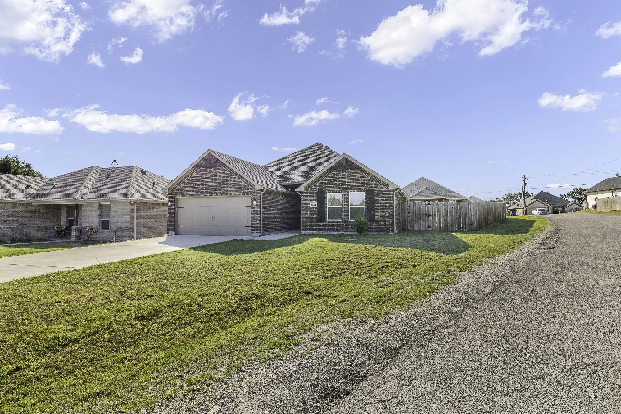 Single Family Residence For Sale in Hood County , 2601 Austin Drive, Granbury, Texas 76048, 3 Bedroom, 4 Bathroom, 1 Garage spaces, 1,882 Sqft, built in 2021, mls#21213315, Real Estate Agent in Granbury, Homes For Sale in Hood county, Homes For Sale in Granbury, Realtor in Granbury Texas, Real Estate Brokerage Independent Realty Texas, Luminita Cordes Realtor