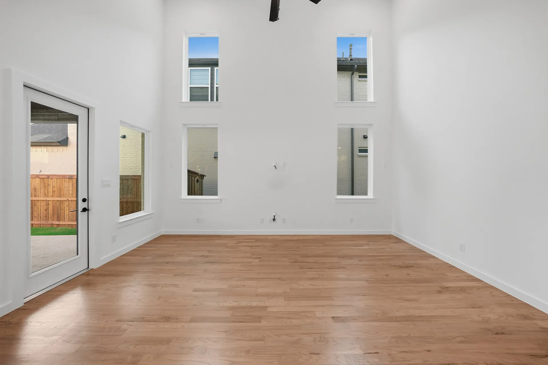 Single Family Residence For Sale in Collin County , 728 Isabel Street, Celina, Texas 75009, 4 Bedroom, 3 Bathroom, 2 Garage spaces, 2,980 Sqft, built in 2026, New Construction - Complete, mls#21216413, Real Estate Agent in Celina, Homes For Sale in Collin county, Homes For Sale in Celina, Realtor in Celina Texas, Real Estate Brokerage Independent Realty Texas, Luminita Cordes Realtor