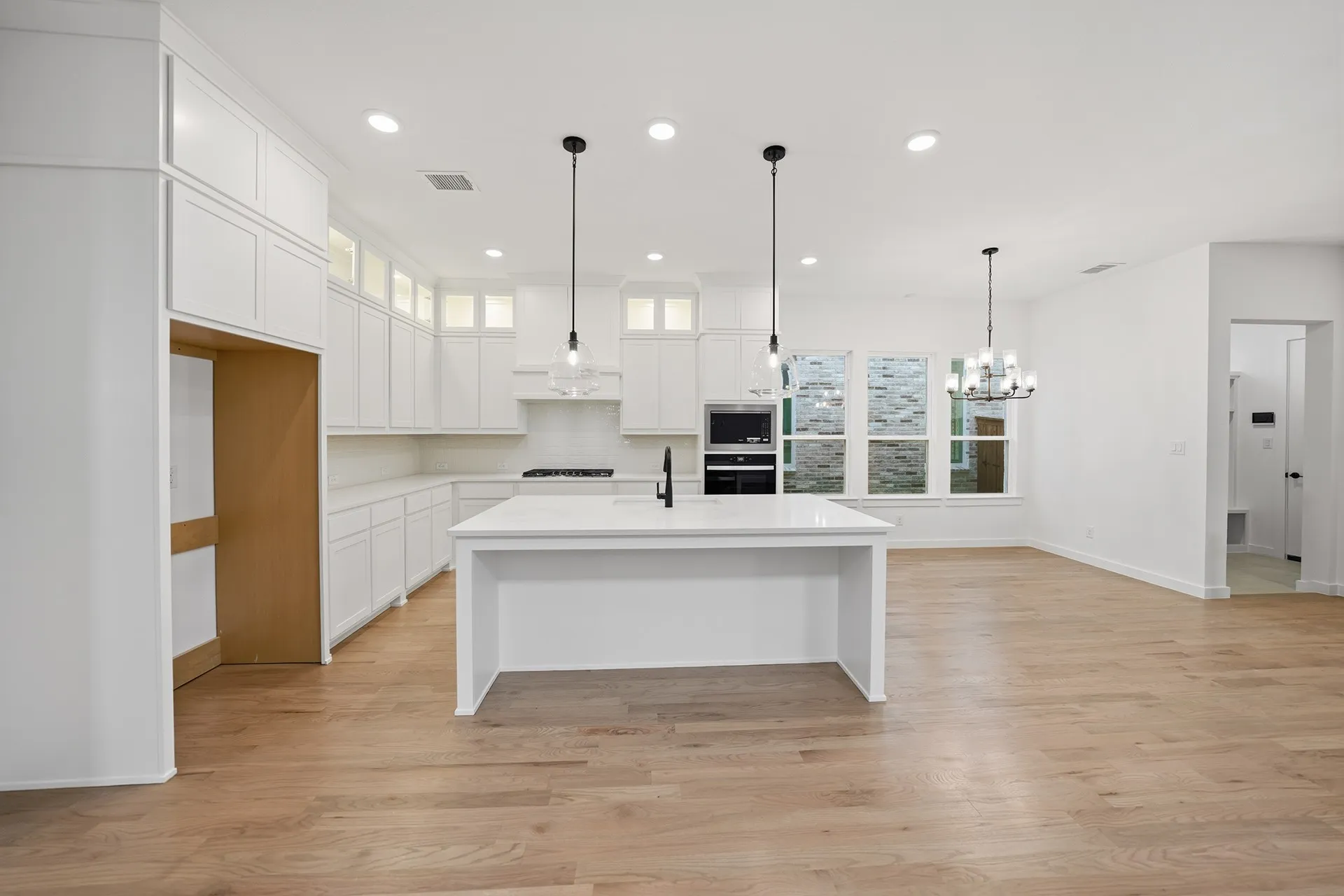Single Family Residence For Sale in Collin County , 728 Isabel Street, Celina, Texas 75009, 4 Bedroom, 3 Bathroom, 2 Garage spaces, 2,980 Sqft, built in 2026, New Construction - Complete, mls#21216413, Real Estate Agent in Celina, Homes For Sale in Collin county, Homes For Sale in Celina, Realtor in Celina Texas, Real Estate Brokerage Independent Realty Texas, Luminita Cordes Realtor