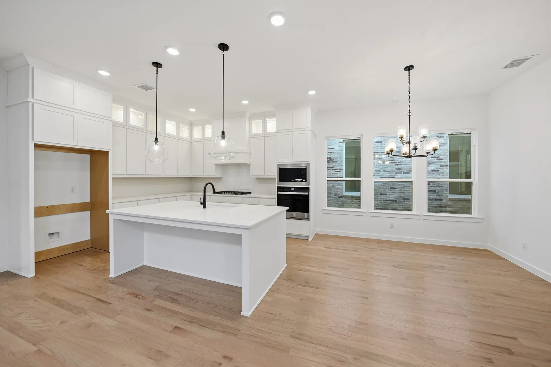 Single Family Residence For Sale in Collin County , 728 Isabel Street, Celina, Texas 75009, 4 Bedroom, 3 Bathroom, 2 Garage spaces, 2,980 Sqft, built in 2026, New Construction - Complete, mls#21216413, Real Estate Agent in Celina, Homes For Sale in Collin county, Homes For Sale in Celina, Realtor in Celina Texas, Real Estate Brokerage Independent Realty Texas, Luminita Cordes Realtor