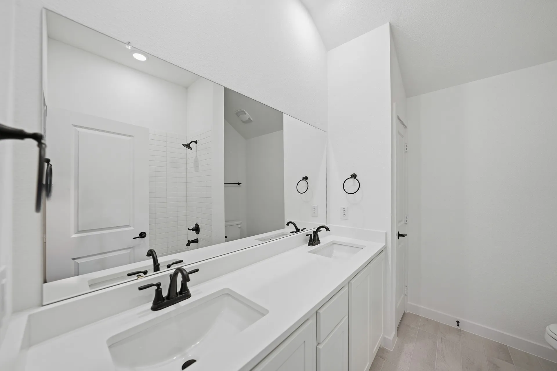 Single Family Residence For Sale in Collin County , 728 Isabel Street, Celina, Texas 75009, 4 Bedroom, 3 Bathroom, 2 Garage spaces, 2,980 Sqft, built in 2026, New Construction - Complete, mls#21216413, Real Estate Agent in Celina, Homes For Sale in Collin county, Homes For Sale in Celina, Realtor in Celina Texas, Real Estate Brokerage Independent Realty Texas, Luminita Cordes Realtor