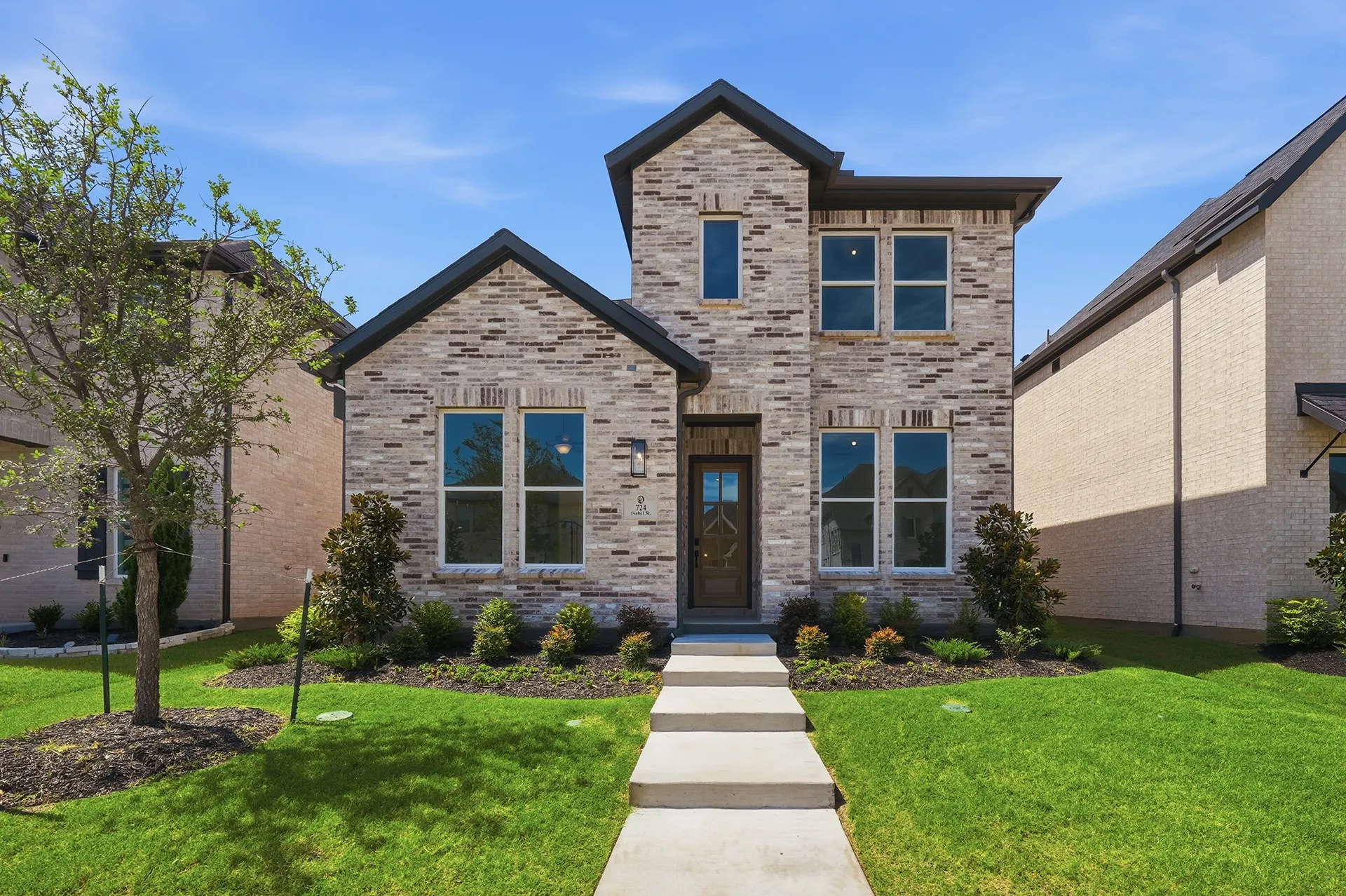 Single Family Residence For Sale in Collin County , 724 Isabel Street, Celina, Texas 75009, 4 Bedroom, 4 Bathroom, 2 Garage spaces, 3,032 Sqft, built in 2026, New Construction - Incomplete, mls#21216429, Real Estate Agent in Celina, Homes For Sale in Collin county, Homes For Sale in Celina, Realtor in Celina Texas, Real Estate Brokerage Independent Realty Texas, Luminita Cordes Realtor