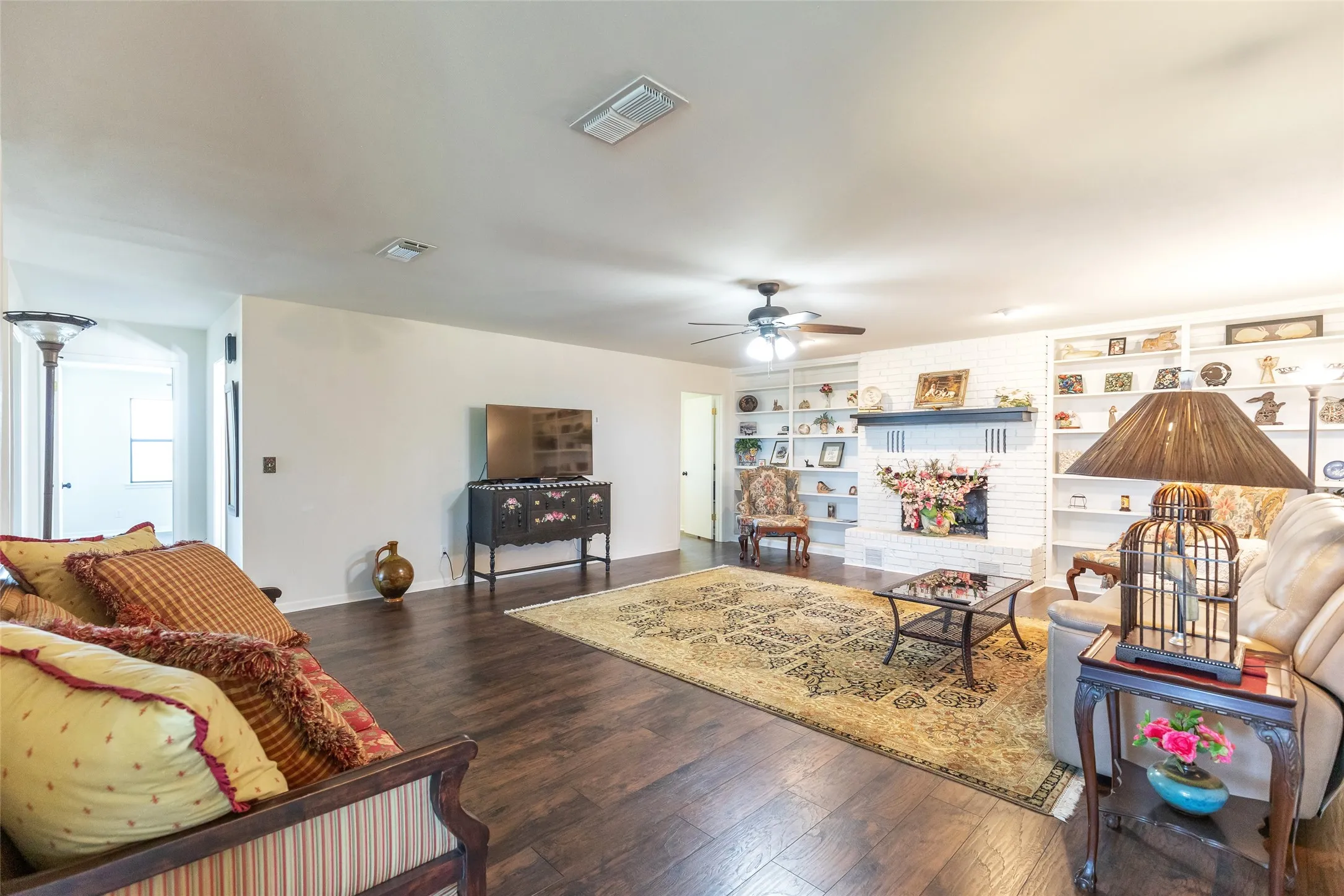 Farm For Sale in Comanche County , 642 FM 3200, Comanche, Texas 76442, 3 Bedrooms, 2 Bathrooms, 2 Garage spaces, 2,385 Sqft, built in 1993, Preowned, Price $474,900, mls#21215518, Real Estate Agent in Comanche, Homes For Sale in Comanche county, Homes For Sale in Comanche, Realtor in Comanche Texas, Real Estate Brokerage Independent Realty Texas, Luminita Cordes Realtor