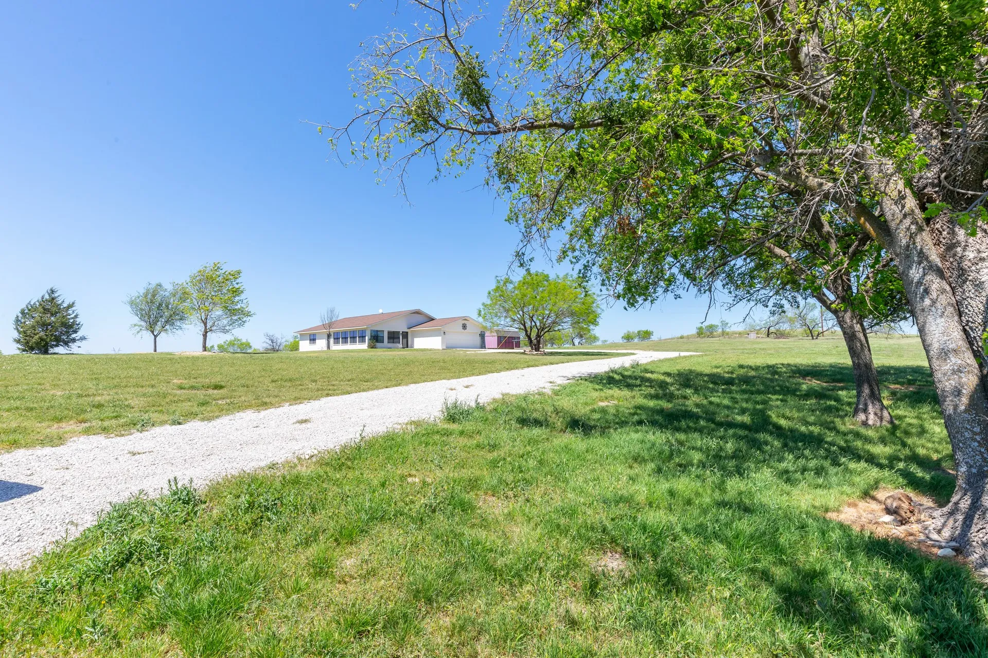 Farm For Sale in Comanche County , 642 FM 3200, Comanche, Texas 76442, 3 Bedrooms, 2 Bathrooms, 2 Garage spaces, 2,385 Sqft, built in 1993, Preowned, Price $474,900, mls#21215518, Real Estate Agent in Comanche, Homes For Sale in Comanche county, Homes For Sale in Comanche, Realtor in Comanche Texas, Real Estate Brokerage Independent Realty Texas, Luminita Cordes Realtor