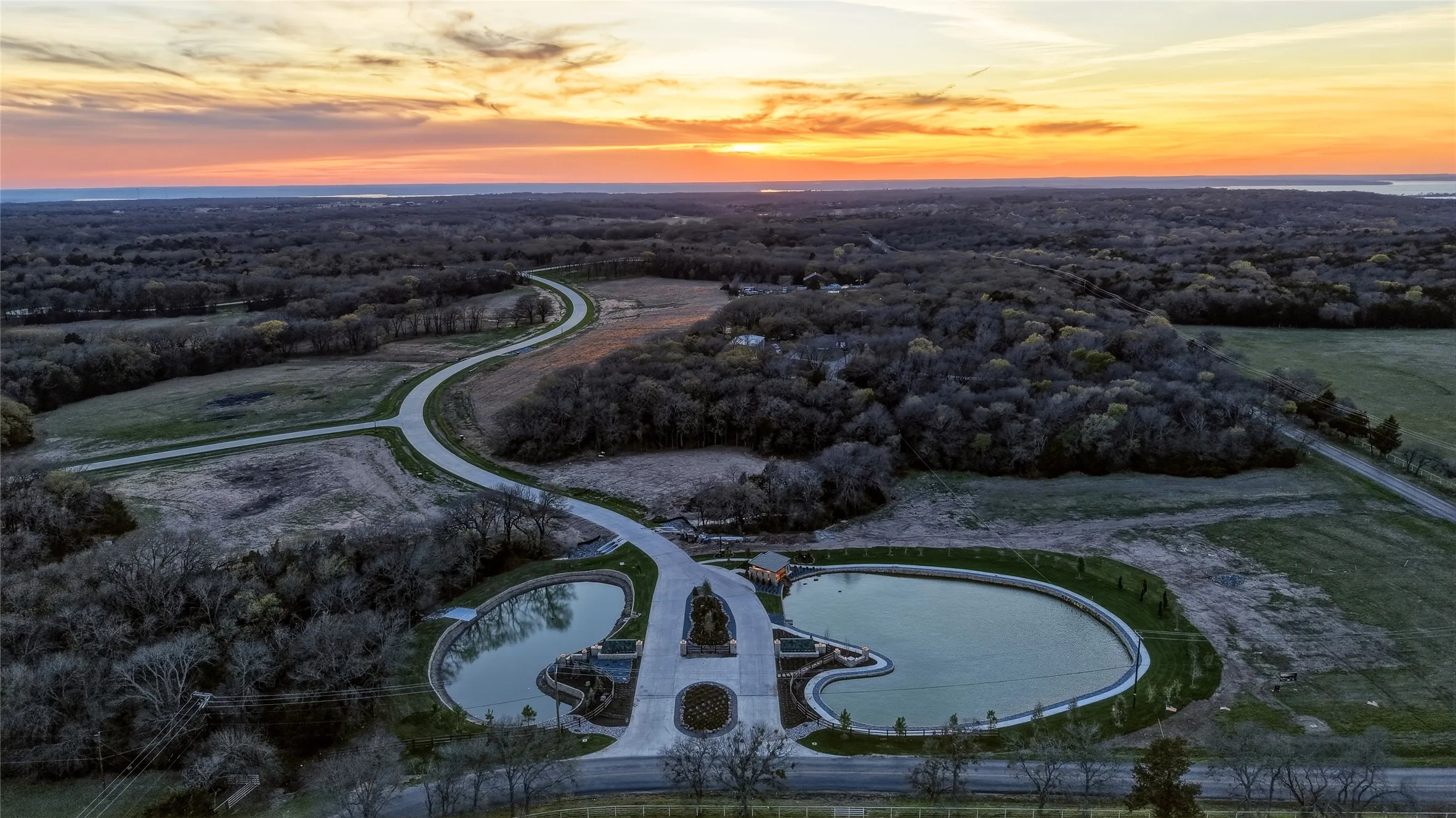 Improved Land For Sale in Grayson County , Lot 3 White Tail Way, Pottsboro, Texas 75076, 0, 0, Garage spaces, 0 Sqft, built in 0, mls#21216231, Real Estate Agent in Pottsboro, Homes For Sale in Grayson county, Homes For Sale in Pottsboro, Realtor in Pottsboro Texas, Real Estate Brokerage Independent Realty Texas, Luminita Cordes Realtor