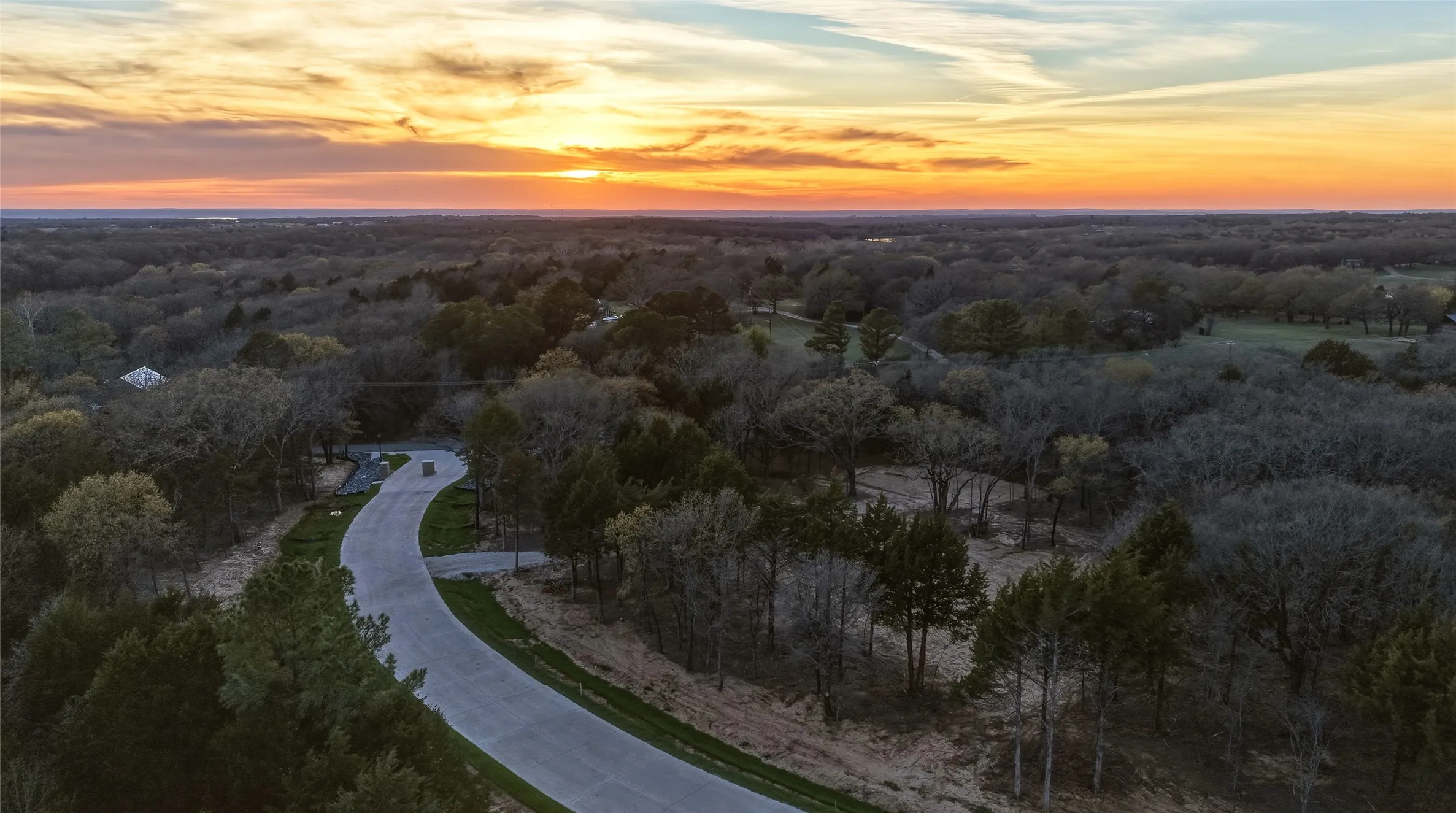 Improved Land For Sale in Grayson County , Lot 3 White Tail Way, Pottsboro, Texas 75076, 0, 0, Garage spaces, 0 Sqft, built in 0, mls#21216231, Real Estate Agent in Pottsboro, Homes For Sale in Grayson county, Homes For Sale in Pottsboro, Realtor in Pottsboro Texas, Real Estate Brokerage Independent Realty Texas, Luminita Cordes Realtor