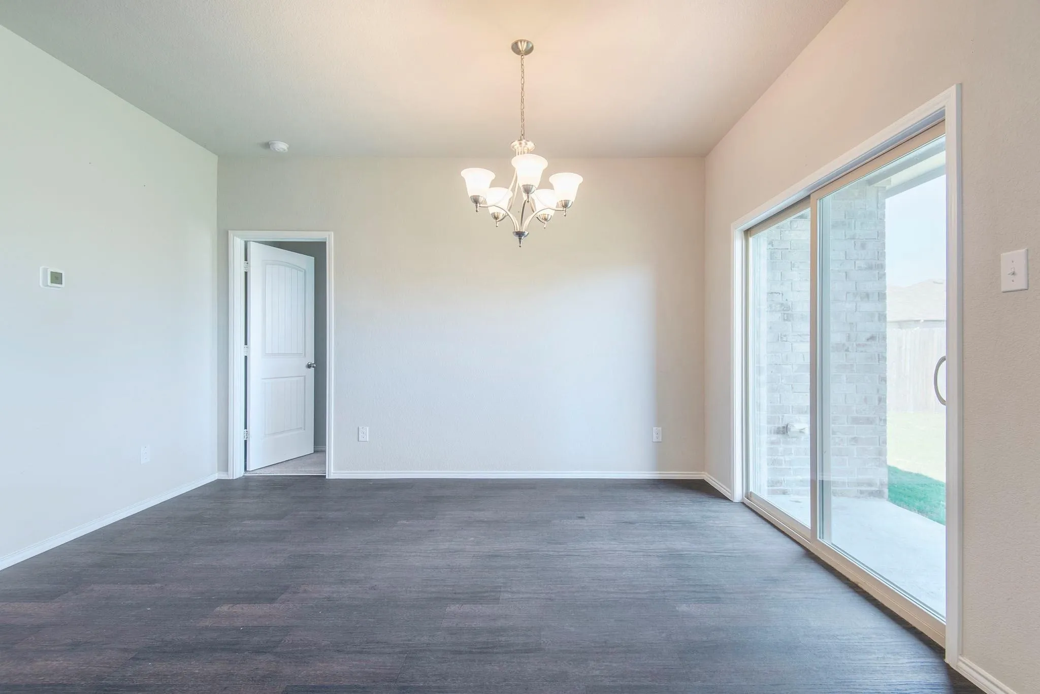 Single Family Residence For Rent in Grayson County , 1005 Stanridge Lane, Van Alstyne, Texas 75495, 4 Bedroom, 2 Bathroom, 2 Garage spaces, 1,942 Sqft, built in 2020, Price $2,000, mls#21216443, Real Estate Agent in Van Alstyne, Homes For Rent in Grayson county, Homes For Rent in Van Alstyne, Realtor in Van Alstyne Texas, Real Estate Brokerage Independent Realty Texas, Luminita Cordes Realtor