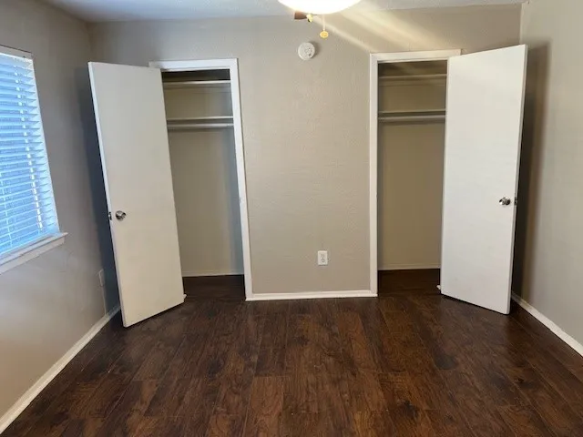 Apartment For Rent in Dallas County , 2821 Reagan Street 202, Dallas, Texas 75219, 1 Bedroom, 1 Bathroom, Garage spaces, 550 Sqft, built in 1972, Preowned, Price $1,000, mls#21216513, Real Estate Agent in Dallas, Homes For Rent in Dallas county, Homes For Rent in Dallas, Realtor in Dallas Texas, Real Estate Brokerage Independent Realty Texas, Luminita Cordes Realtor