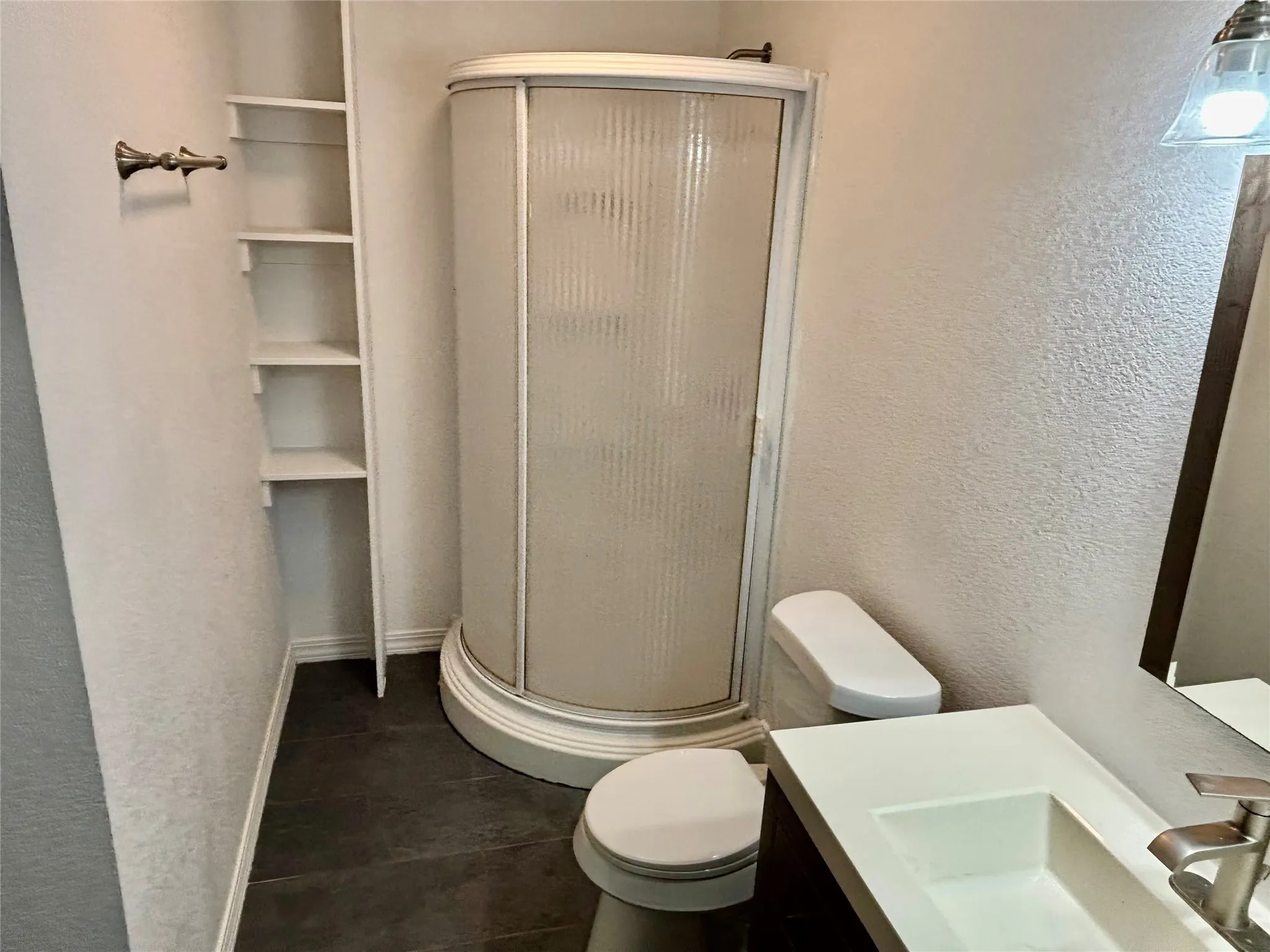 Single Family Residence For Sale in Montague County , 607 Baylor Street, Nocona, Texas 76255, 3 Bedroom, 2 Bathroom, Garage spaces, 1,330 Sqft, built in 1965, Preowned, mls#21216520, Real Estate Agent in Nocona, Homes For Sale in Montague county, Homes For Sale in Nocona, Realtor in Nocona Texas, Real Estate Brokerage Independent Realty Texas, Luminita Cordes Realtor