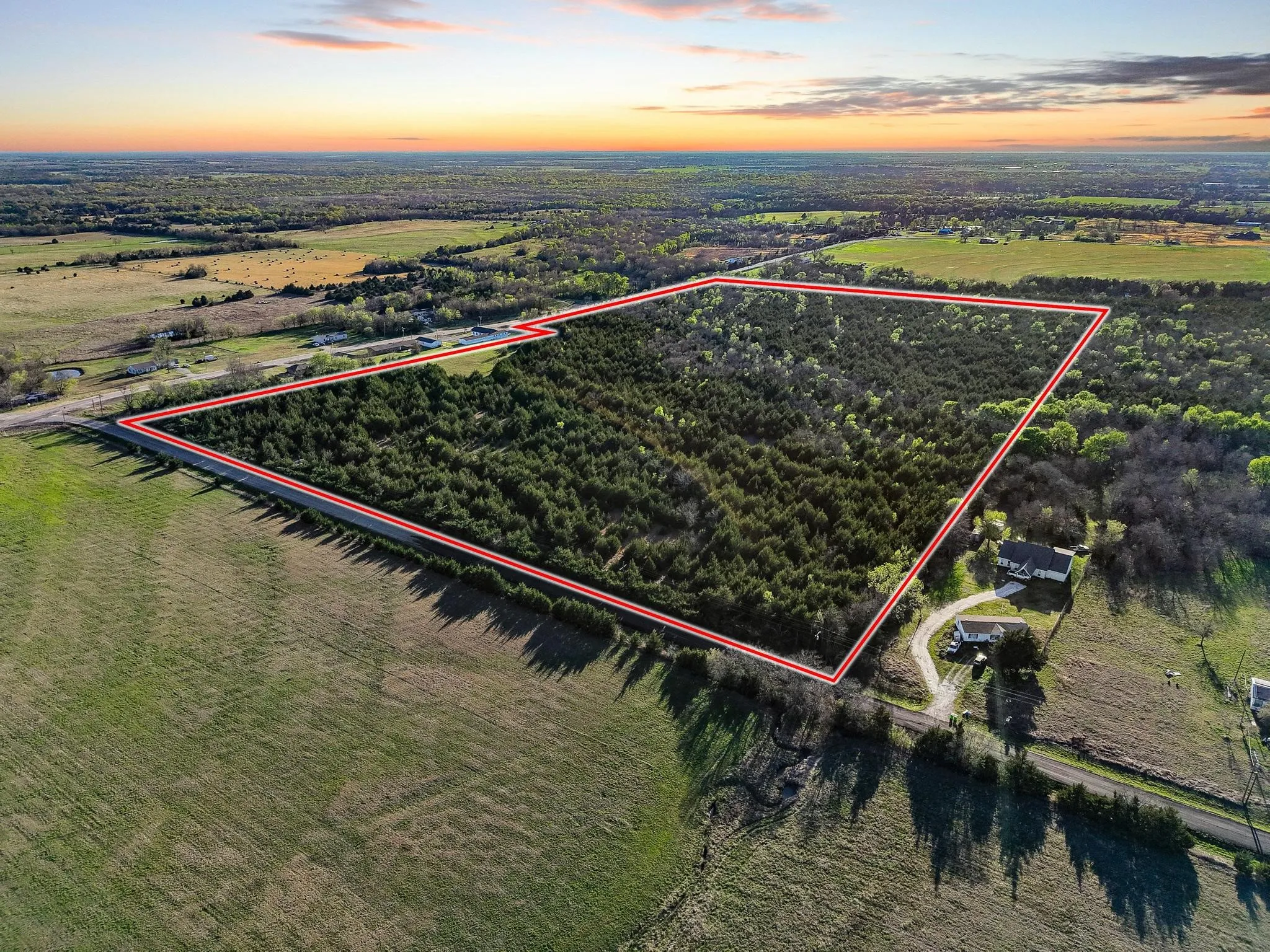 Unimproved Land For Sale in Hunt County , 0000 County Road 4617, Wolfe City, Texas 75496, 0, 0, Garage spaces, 0 Sqft, built in 0, mls#21216491, Real Estate Agent in Wolfe City, Homes For Sale in Hunt county, Homes For Sale in Wolfe City, Realtor in Wolfe City Texas, Real Estate Brokerage Independent Realty Texas, Luminita Cordes Realtor