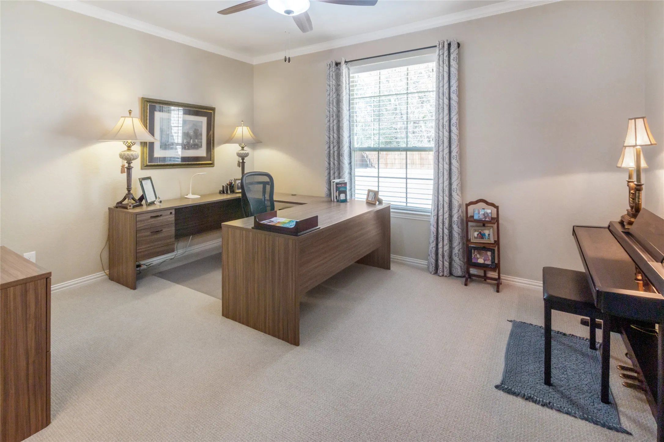 Single Family Residence For Sale in Smith County , 12065 Jazmin Circle, Flint, Texas 75762, 4 Bedrooms, 4 Bathrooms, 2 Garage spaces, 3,454 Sqft, built in 2014, Preowned, Price $795,000, mls#21209469, Real Estate Agent in Flint, Homes For Sale in Smith county, Homes For Sale in Flint, Realtor in Flint Texas, Real Estate Brokerage Independent Realty Texas, Luminita Cordes Realtor