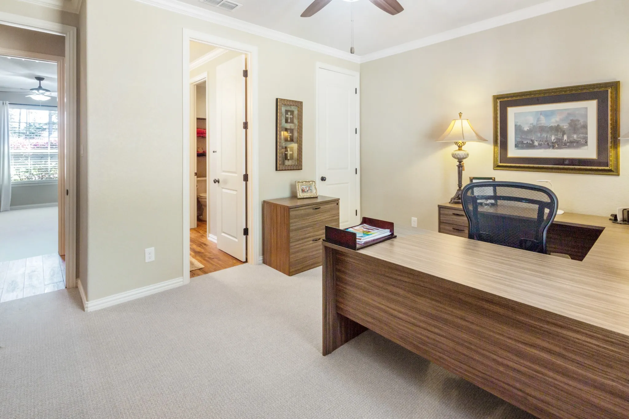 Single Family Residence For Sale in Smith County , 12065 Jazmin Circle, Flint, Texas 75762, 4 Bedrooms, 4 Bathrooms, 2 Garage spaces, 3,454 Sqft, built in 2014, Preowned, Price $795,000, mls#21209469, Real Estate Agent in Flint, Homes For Sale in Smith county, Homes For Sale in Flint, Realtor in Flint Texas, Real Estate Brokerage Independent Realty Texas, Luminita Cordes Realtor