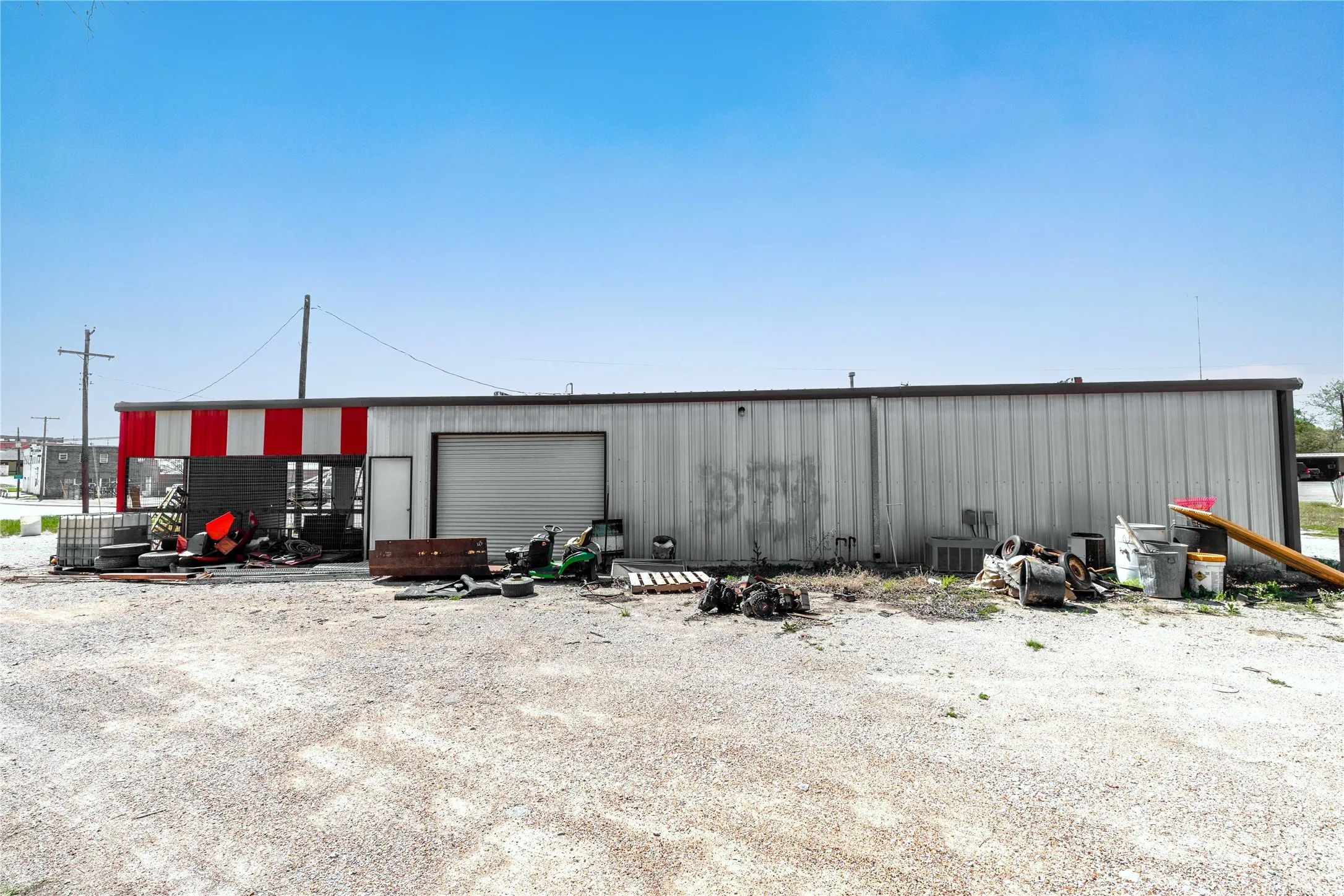 Retail For Sale in Comanche County , 409 N Texas Street, De Leon, Texas 76444, 0, 0, Garage spaces, 0 Sqft, built in 1945, Preowned, mls#21216652, Real Estate Agent in De Leon, Homes For Sale in Comanche county, Homes For Sale in De Leon, Realtor in De Leon Texas, Real Estate Brokerage Independent Realty Texas, Luminita Cordes Realtor