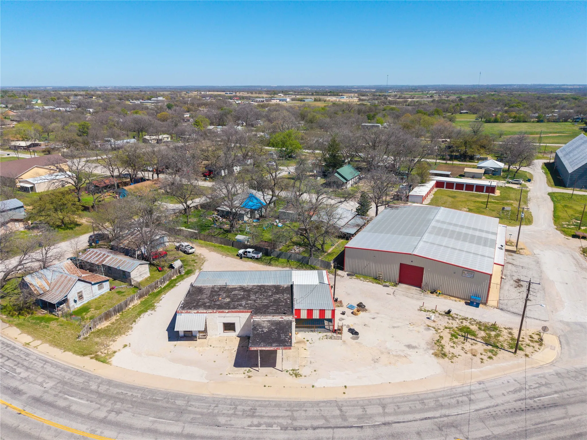 Retail For Sale in Comanche County , 409 N Texas Street, De Leon, Texas 76444, 0, 0, Garage spaces, 0 Sqft, built in 1945, Preowned, mls#21216652, Real Estate Agent in De Leon, Homes For Sale in Comanche county, Homes For Sale in De Leon, Realtor in De Leon Texas, Real Estate Brokerage Independent Realty Texas, Luminita Cordes Realtor