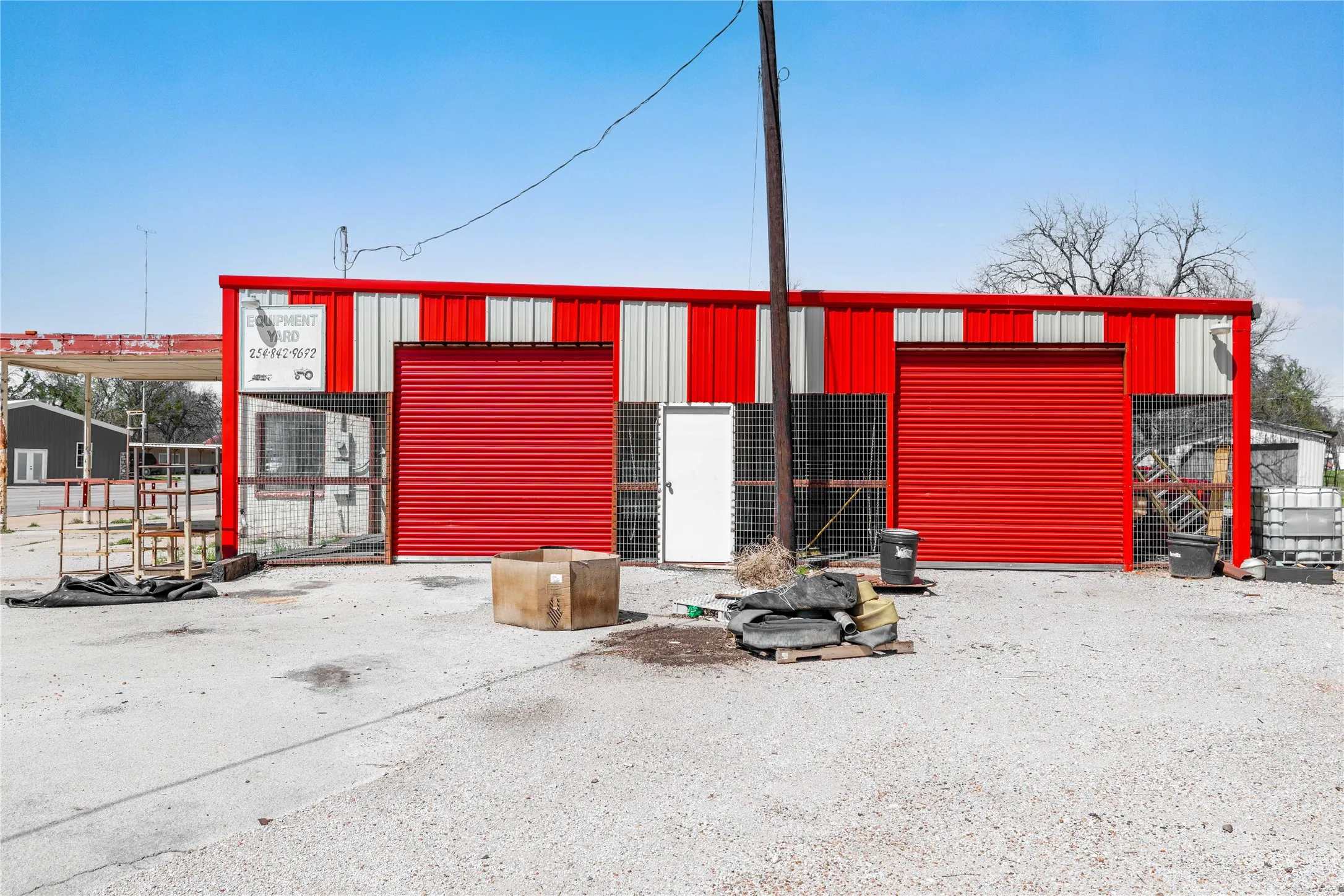 Retail For Sale in Comanche County , 409 N Texas Street, De Leon, Texas 76444, 0, 0, Garage spaces, 0 Sqft, built in 1945, Preowned, mls#21216652, Real Estate Agent in De Leon, Homes For Sale in Comanche county, Homes For Sale in De Leon, Realtor in De Leon Texas, Real Estate Brokerage Independent Realty Texas, Luminita Cordes Realtor
