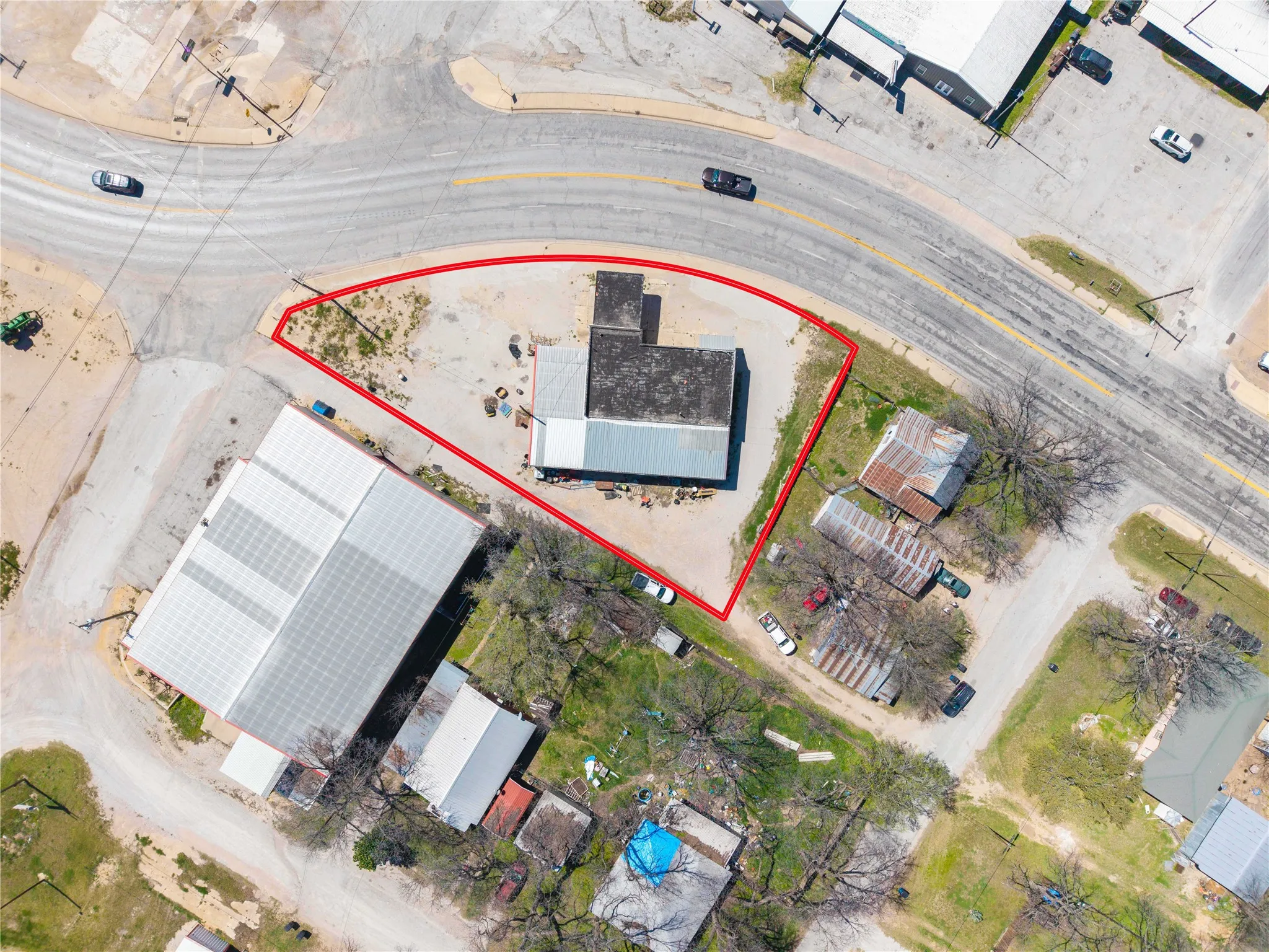 Retail For Sale in Comanche County , 409 N Texas Street, De Leon, Texas 76444, 0, 0, Garage spaces, 0 Sqft, built in 1945, Preowned, mls#21216652, Real Estate Agent in De Leon, Homes For Sale in Comanche county, Homes For Sale in De Leon, Realtor in De Leon Texas, Real Estate Brokerage Independent Realty Texas, Luminita Cordes Realtor