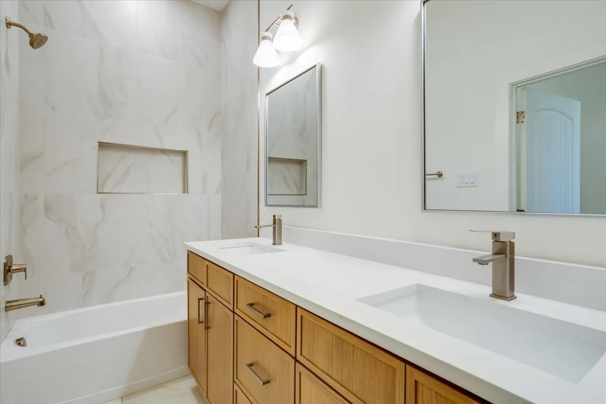 Single Family Residence For Sale in Dallas County , 1507 Elk Creek Road, Dallas, Texas 75253, 5 Bedroom, 4 Bathroom, 2 Garage spaces, 2,445 Sqft, built in 2026, New Construction - Complete, mls#21216050, Real Estate Agent in Dallas, Homes For Sale in Dallas county, Homes For Sale in Dallas, Realtor in Dallas Texas, Real Estate Brokerage Independent Realty Texas, Luminita Cordes Realtor