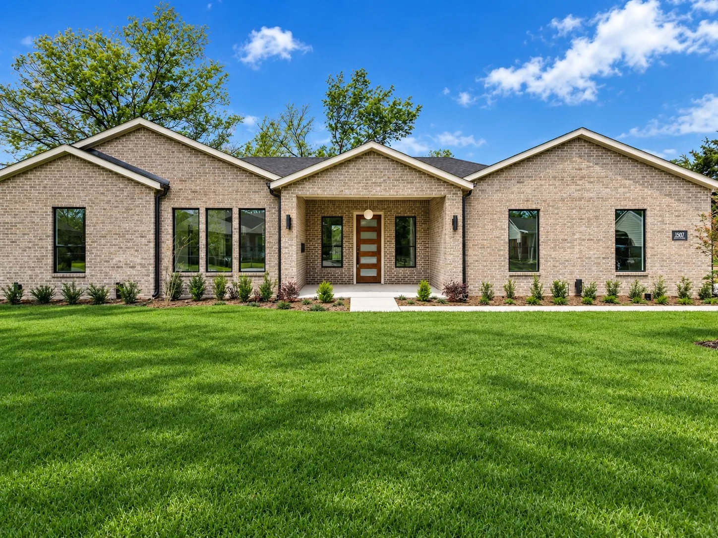 Single Family Residence For Sale in Dallas County , 1507 Elk Creek Road, Dallas, Texas 75253, 5 Bedroom, 4 Bathroom, 2 Garage spaces, 2,445 Sqft, built in 2026, New Construction - Complete, mls#21216050, Real Estate Agent in Dallas, Homes For Sale in Dallas county, Homes For Sale in Dallas, Realtor in Dallas Texas, Real Estate Brokerage Independent Realty Texas, Luminita Cordes Realtor