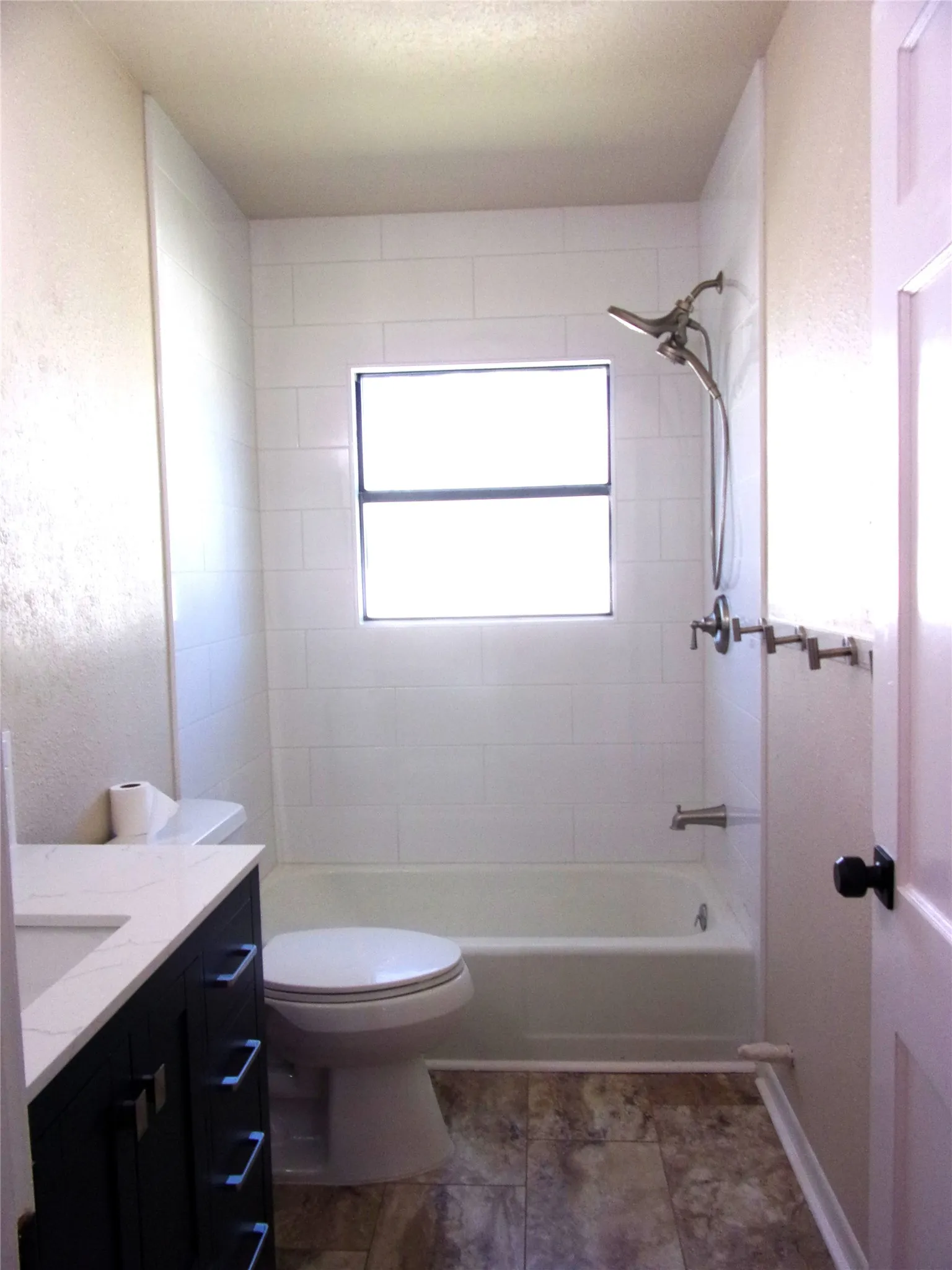 Single Family Residence For Sale in San Saba County , 1902 W Dry Street, San Saba, Texas 76877, 3 Bedroom, 1 Bathroom, 1 Garage spaces, 966 Sqft, built in 1940, mls#21216769, Real Estate Agent in San Saba, Homes For Sale in San Saba county, Homes For Sale in San Saba, Realtor in San Saba Texas, Real Estate Brokerage Independent Realty Texas, Luminita Cordes Realtor