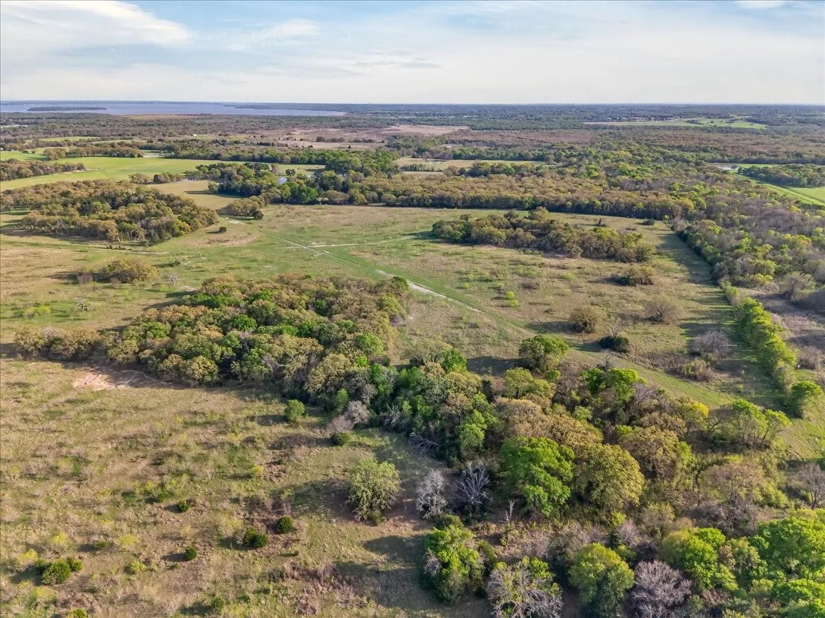 Unimproved Land For Sale in Kaufman County , 0 Co Rd 4031, Kemp, Texas 75143, 0, 0, Garage spaces, 0 Sqft, built in 0, mls#21216792, Real Estate Agent in Kemp, Homes For Sale in Kaufman county, Homes For Sale in Kemp, Realtor in Kemp Texas, Real Estate Brokerage Independent Realty Texas, Luminita Cordes Realtor