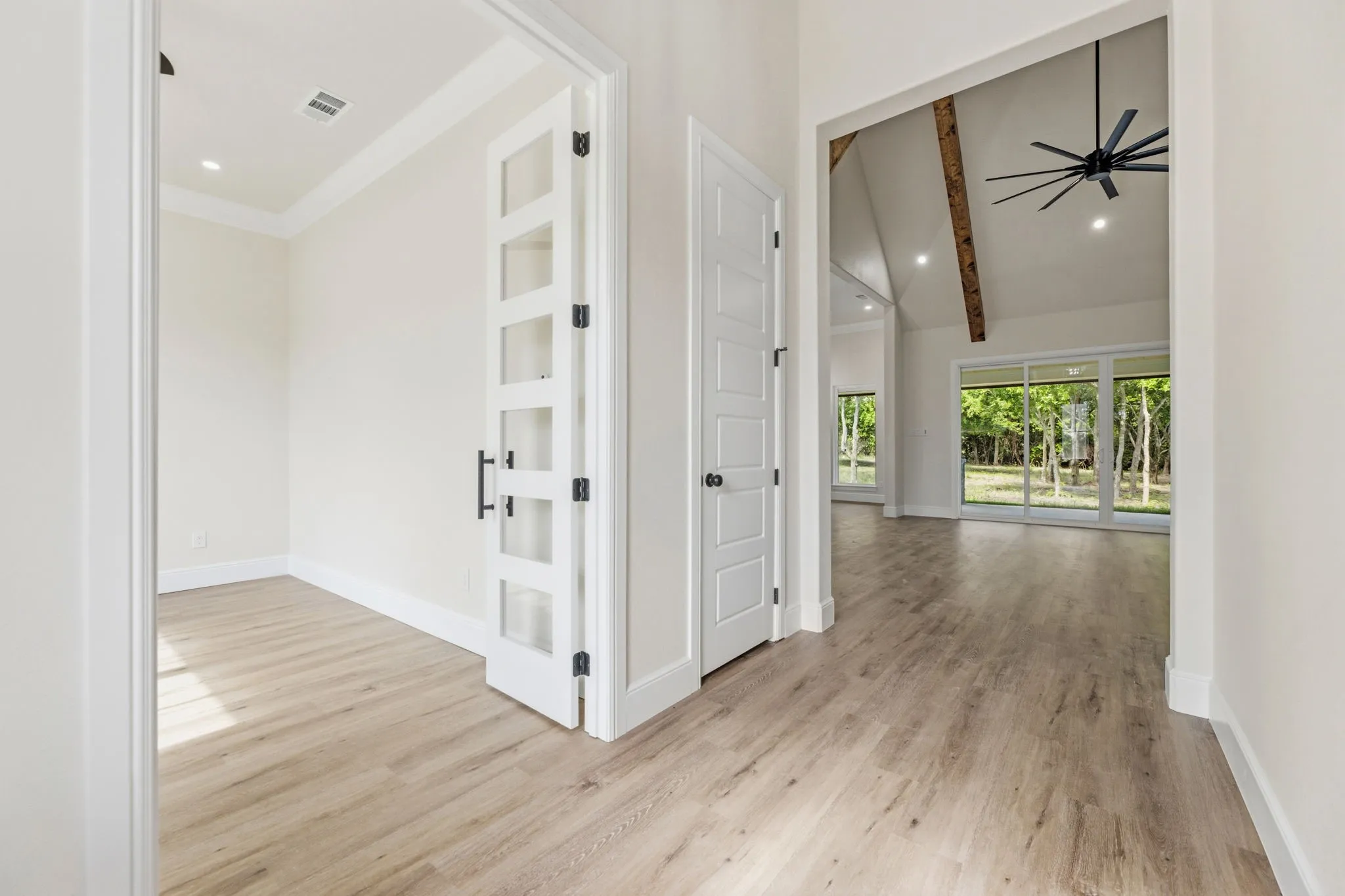 Entrance with view of office entrance and Living area
