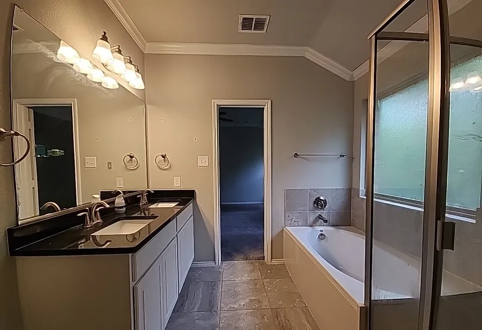 Single Family Residence For Sale in Denton County , 12024 Clearpoint Court, Frisco, Texas 75036, 4 Bedroom, 2 Bathroom, 2 Garage spaces, 2,018 Sqft, built in 2016, Preowned, mls#21216868, Real Estate Agent in Frisco, Homes For Sale in Denton county, Homes For Sale in Frisco, Realtor in Frisco Texas, Real Estate Brokerage Independent Realty Texas, Luminita Cordes Realtor