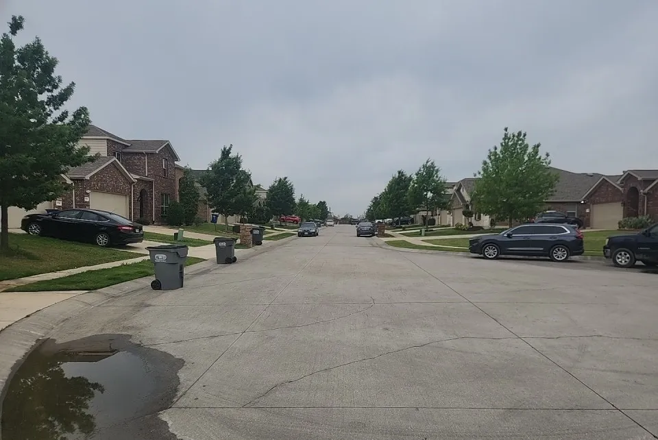 Single Family Residence For Sale in Denton County , 12024 Clearpoint Court, Frisco, Texas 75036, 4 Bedroom, 2 Bathroom, 2 Garage spaces, 2,018 Sqft, built in 2016, Preowned, mls#21216868, Real Estate Agent in Frisco, Homes For Sale in Denton county, Homes For Sale in Frisco, Realtor in Frisco Texas, Real Estate Brokerage Independent Realty Texas, Luminita Cordes Realtor