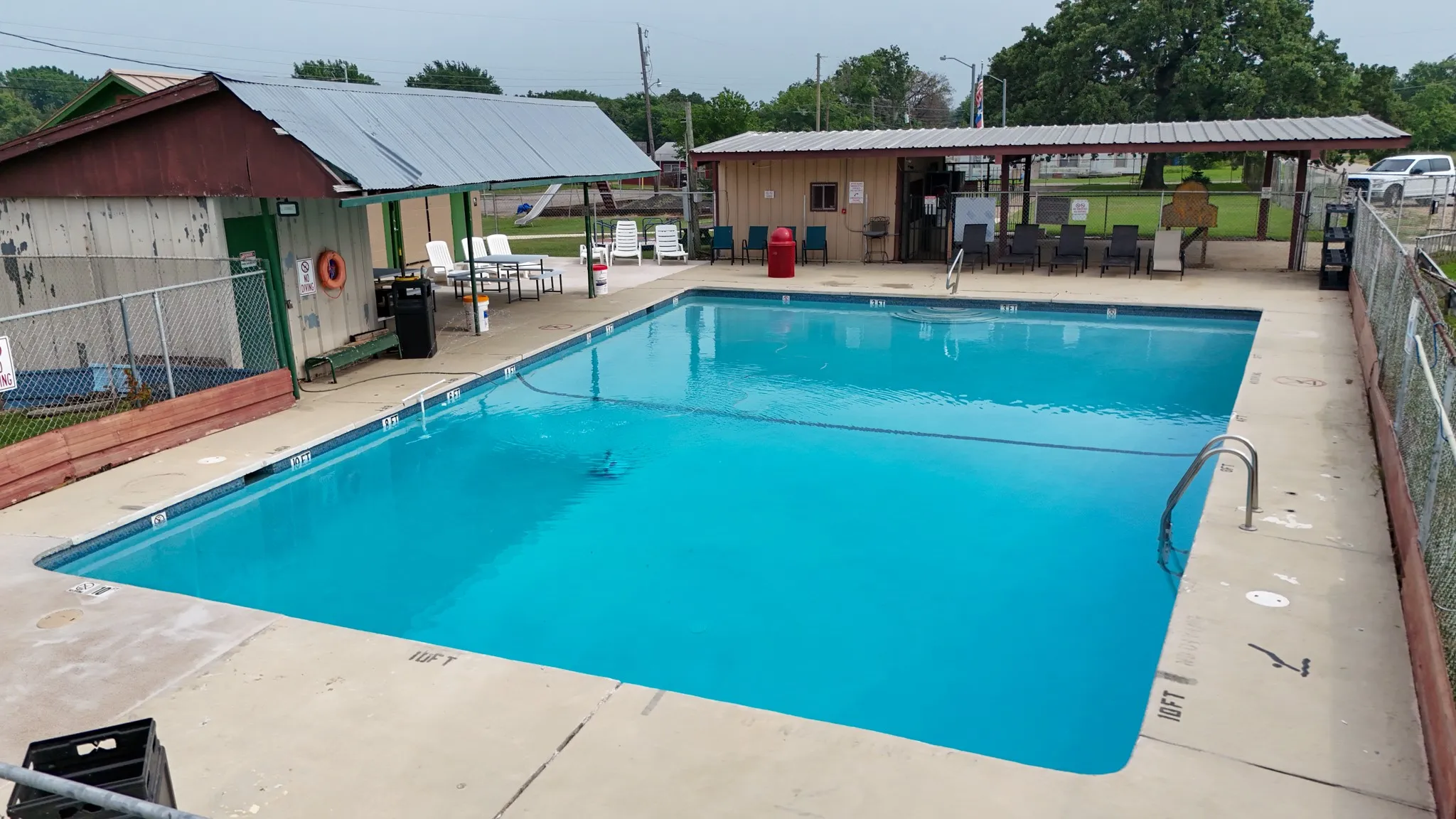 Mobile Home For Sale in Henderson County , 237 Wildwind Street, Gun Barrel City, Texas 75156, 3 Bedrooms, 2 Bathrooms, Garage spaces, 1,064 Sqft, built in 2020, Price $118,000, mls#21216976, Real Estate Agent in Gun Barrel City, Homes For Sale in Henderson county, Homes For Sale in Gun Barrel City, Realtor in Gun Barrel City Texas, Real Estate Brokerage Independent Realty Texas, Luminita Cordes Realtor