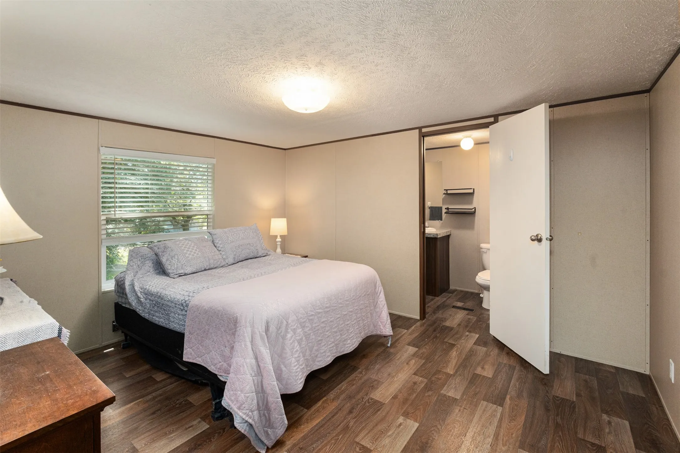 Mobile Home For Sale in Henderson County , 237 Wildwind Street, Gun Barrel City, Texas 75156, 3 Bedrooms, 2 Bathrooms, Garage spaces, 1,064 Sqft, built in 2020, Price $118,000, mls#21216976, Real Estate Agent in Gun Barrel City, Homes For Sale in Henderson county, Homes For Sale in Gun Barrel City, Realtor in Gun Barrel City Texas, Real Estate Brokerage Independent Realty Texas, Luminita Cordes Realtor