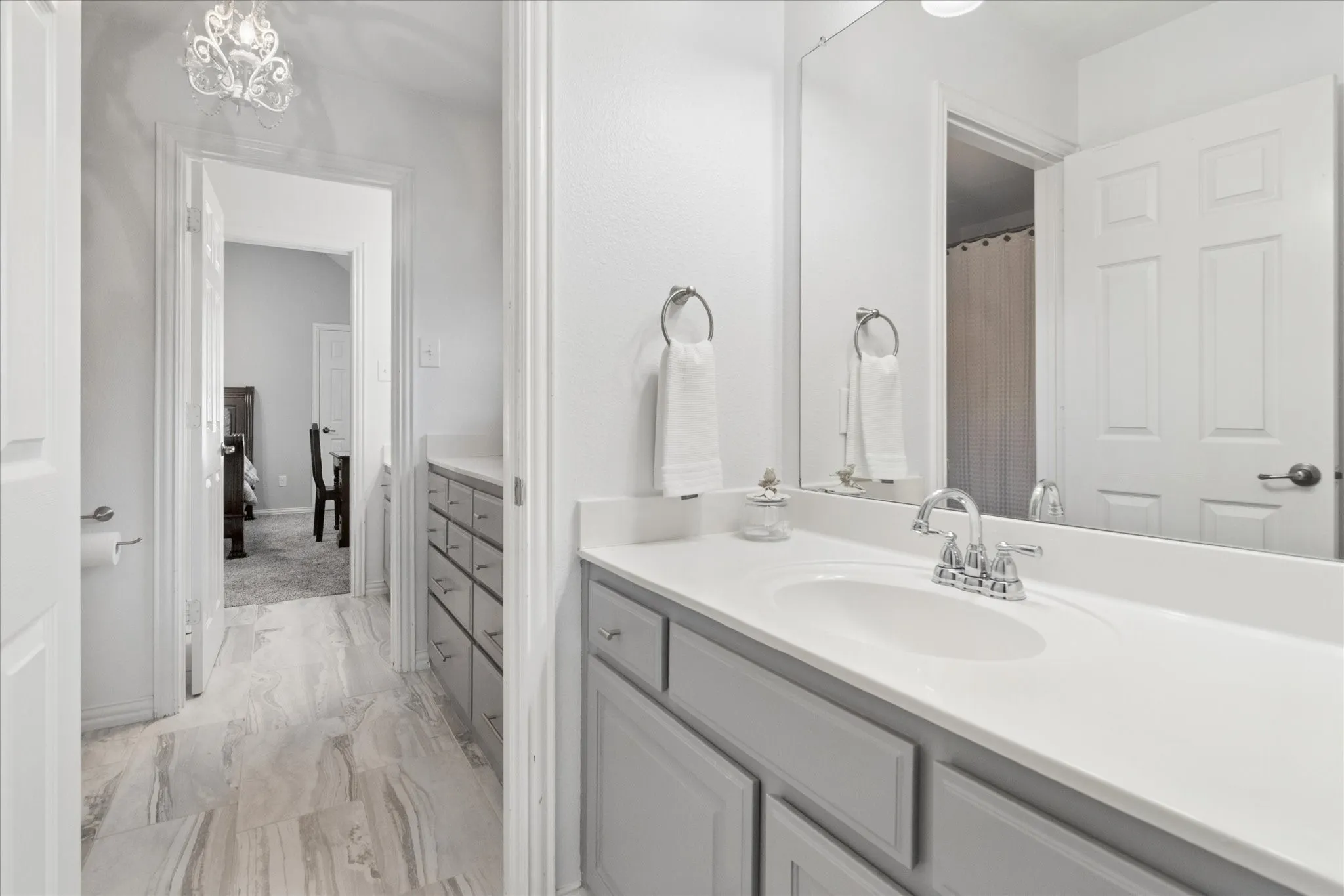Single Family Residence For Sale in Collin County , 2013 Covey Glen Road, Mc Kinney, Texas 75072, 4 Bedroom, 4 Bathroom, 3 Garage spaces, 4,678 Sqft, built in 2001, Preowned, mls#21215116, Real Estate Agent in Mc Kinney, Homes For Sale in Collin county, Homes For Sale in Mc Kinney, Realtor in Mc Kinney Texas, Real Estate Brokerage Independent Realty Texas, Luminita Cordes Realtor