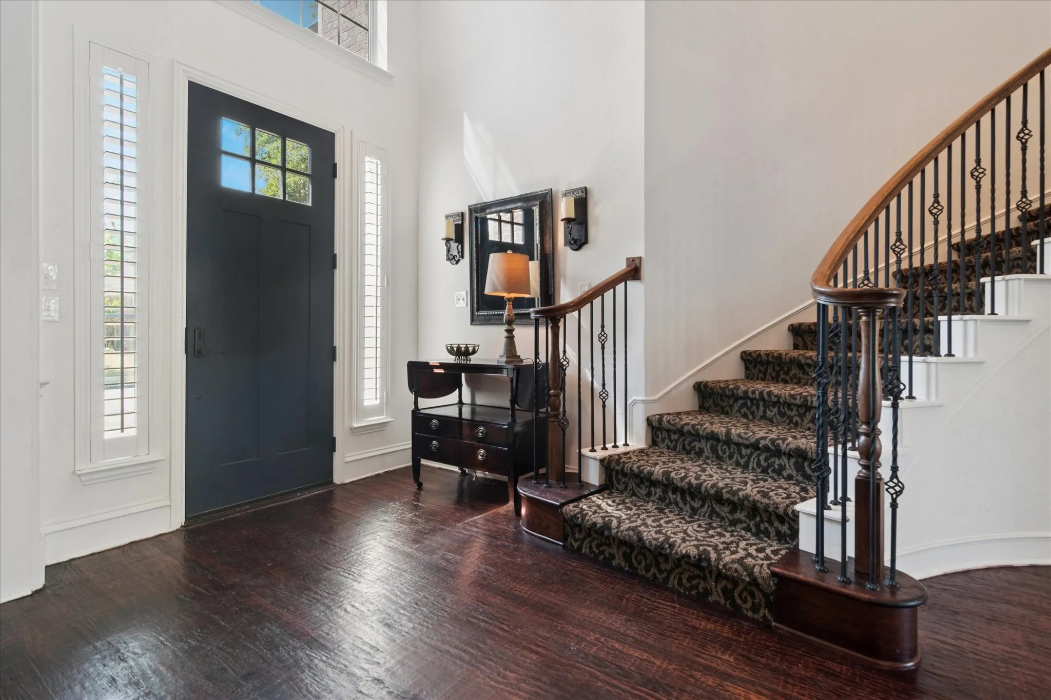 Single Family Residence For Sale in Collin County , 2013 Covey Glen Road, Mc Kinney, Texas 75072, 4 Bedroom, 4 Bathroom, 3 Garage spaces, 4,678 Sqft, built in 2001, Preowned, mls#21215116, Real Estate Agent in Mc Kinney, Homes For Sale in Collin county, Homes For Sale in Mc Kinney, Realtor in Mc Kinney Texas, Real Estate Brokerage Independent Realty Texas, Luminita Cordes Realtor