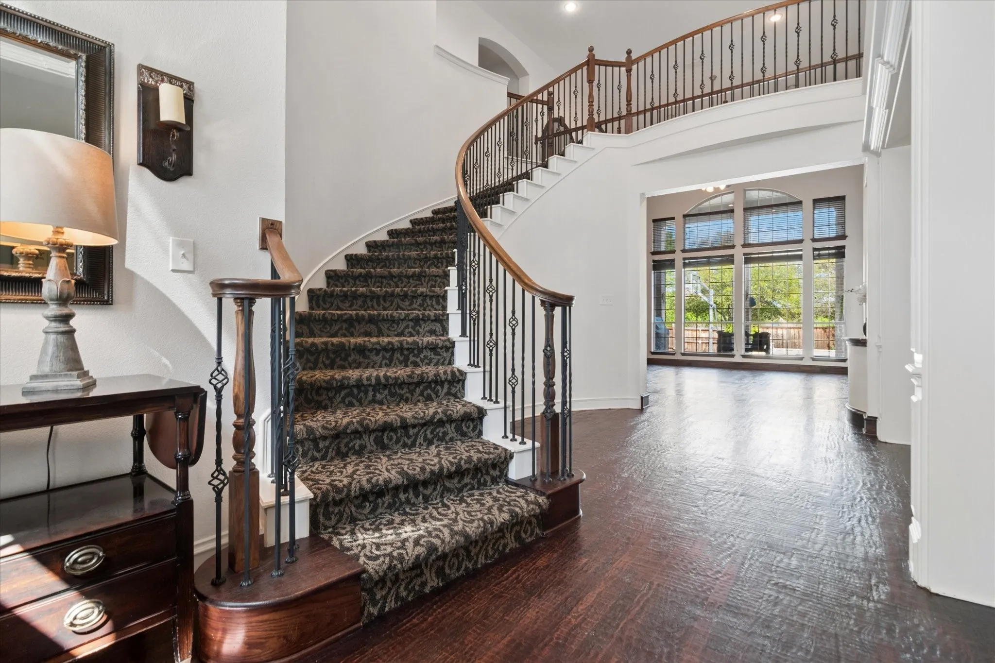 Single Family Residence For Sale in Collin County , 2013 Covey Glen Road, Mc Kinney, Texas 75072, 4 Bedroom, 4 Bathroom, 3 Garage spaces, 4,678 Sqft, built in 2001, Preowned, mls#21215116, Real Estate Agent in Mc Kinney, Homes For Sale in Collin county, Homes For Sale in Mc Kinney, Realtor in Mc Kinney Texas, Real Estate Brokerage Independent Realty Texas, Luminita Cordes Realtor