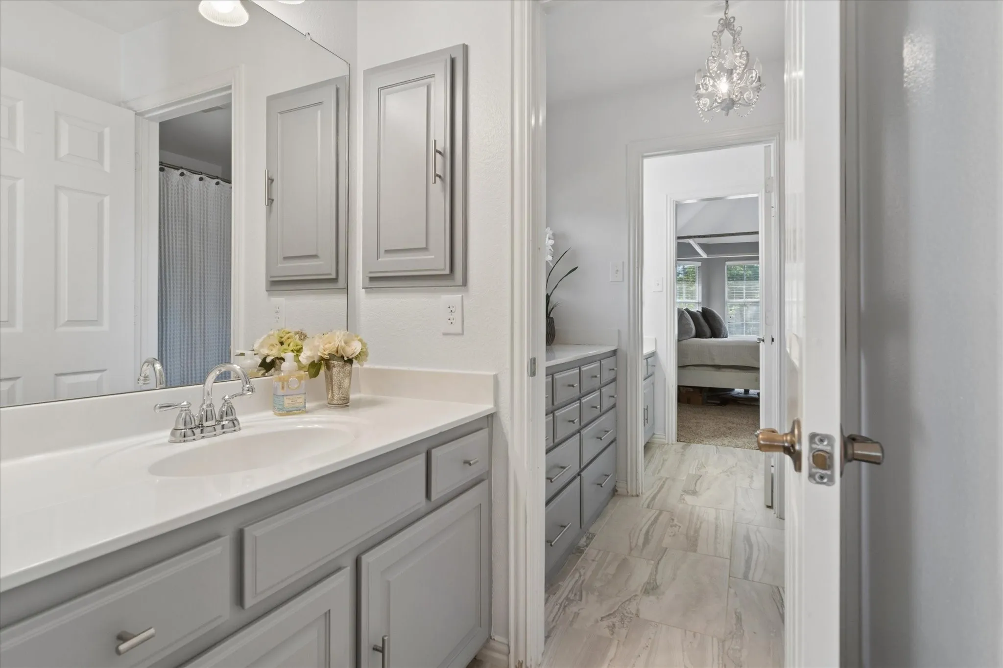Single Family Residence For Sale in Collin County , 2013 Covey Glen Road, Mc Kinney, Texas 75072, 4 Bedroom, 4 Bathroom, 3 Garage spaces, 4,678 Sqft, built in 2001, Preowned, mls#21215116, Real Estate Agent in Mc Kinney, Homes For Sale in Collin county, Homes For Sale in Mc Kinney, Realtor in Mc Kinney Texas, Real Estate Brokerage Independent Realty Texas, Luminita Cordes Realtor