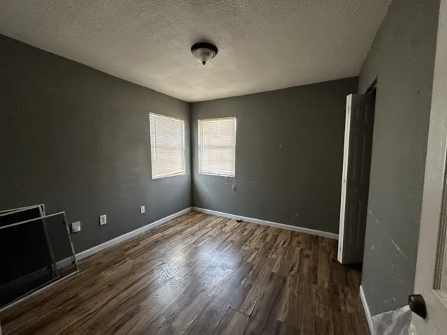 Triplex For Sale in Dallas County , 5118 Ash Lane, Dallas, Texas 75223, 4 Bedroom, 3 Bathroom, Garage spaces, 0 Sqft, built in 1923, Preowned, mls#21217019, Real Estate Agent in Dallas, Homes For Sale in Dallas county, Homes For Sale in Dallas, Realtor in Dallas Texas, Real Estate Brokerage Independent Realty Texas, Luminita Cordes Realtor
