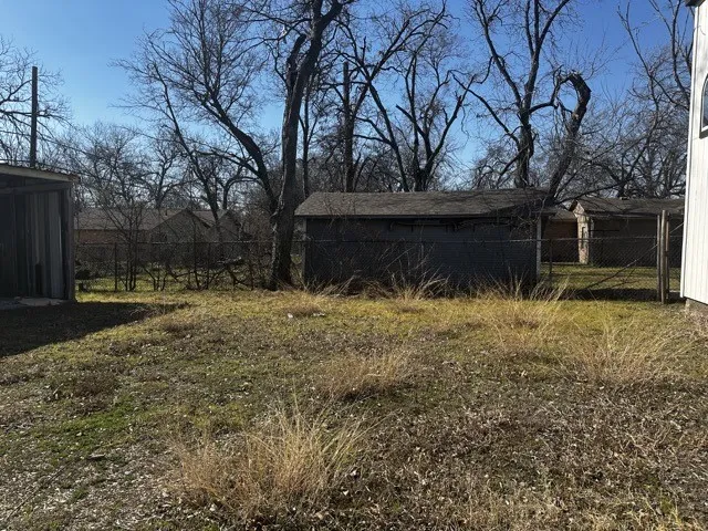 Triplex For Sale in Dallas County , 5118 Ash Lane, Dallas, Texas 75223, 4 Bedroom, 3 Bathroom, Garage spaces, 0 Sqft, built in 1923, Preowned, mls#21217019, Real Estate Agent in Dallas, Homes For Sale in Dallas county, Homes For Sale in Dallas, Realtor in Dallas Texas, Real Estate Brokerage Independent Realty Texas, Luminita Cordes Realtor